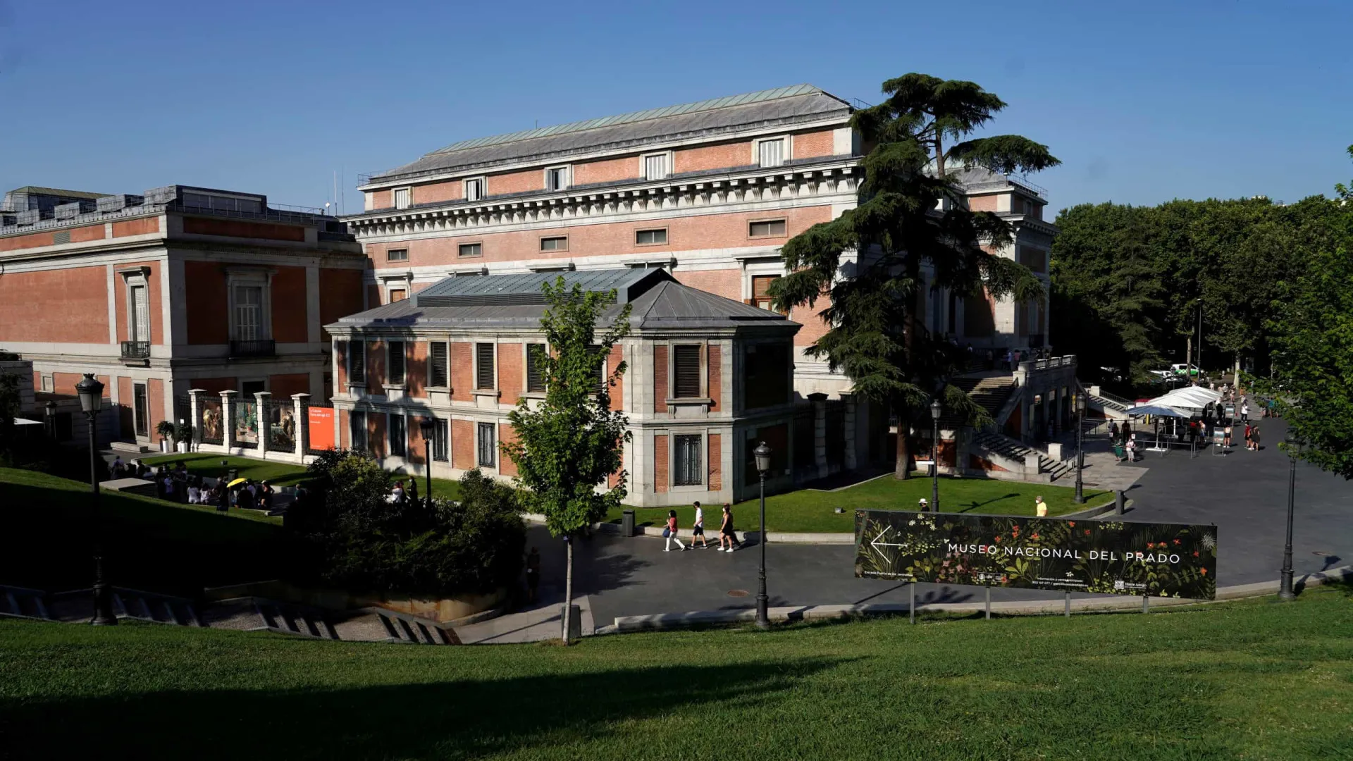 
                    Prado vai tomar medidas para visita a museu não ser 