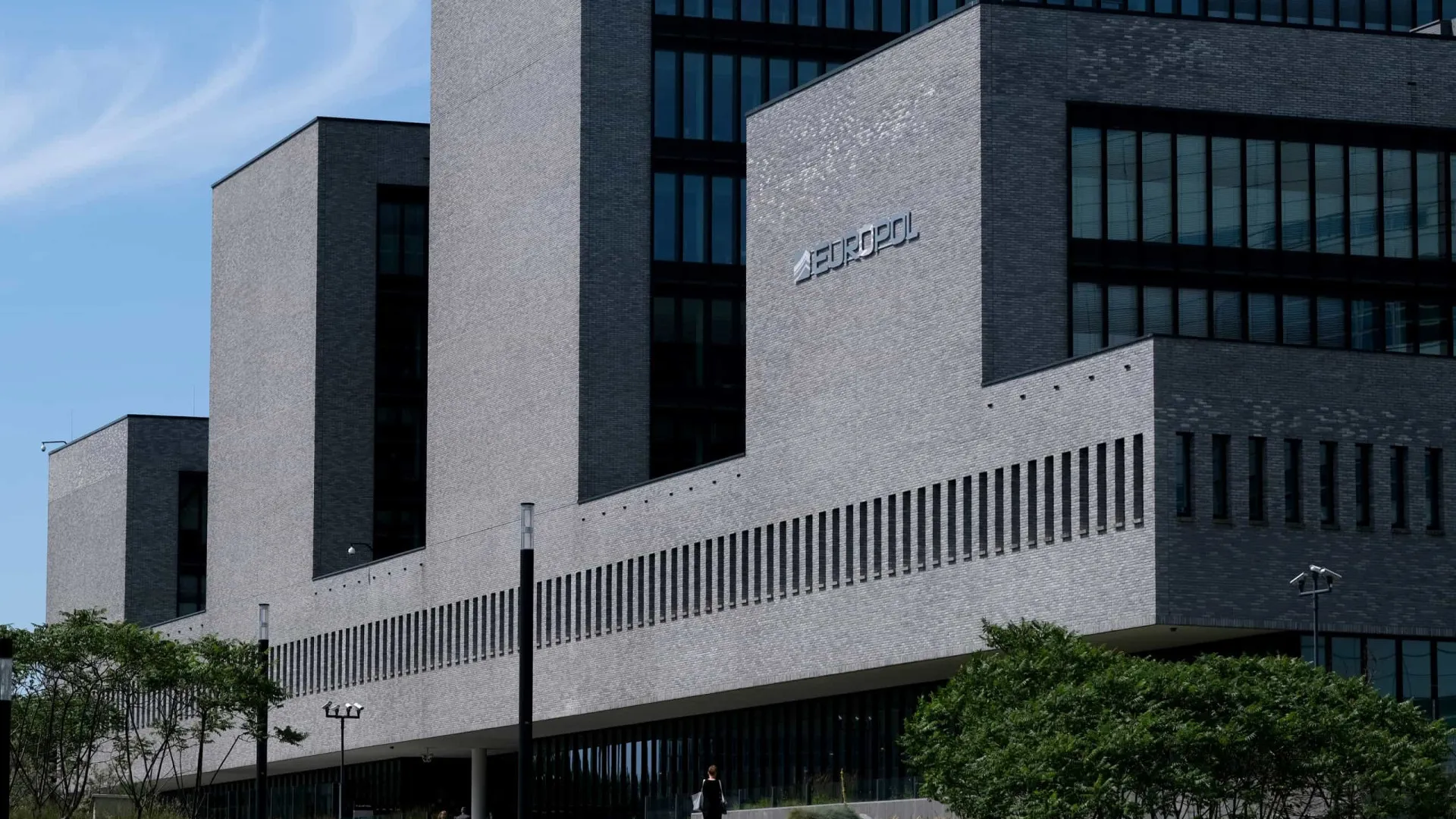 
                    Europol destaca subida de tráfico de cocaína para Europa e novos métodos
                