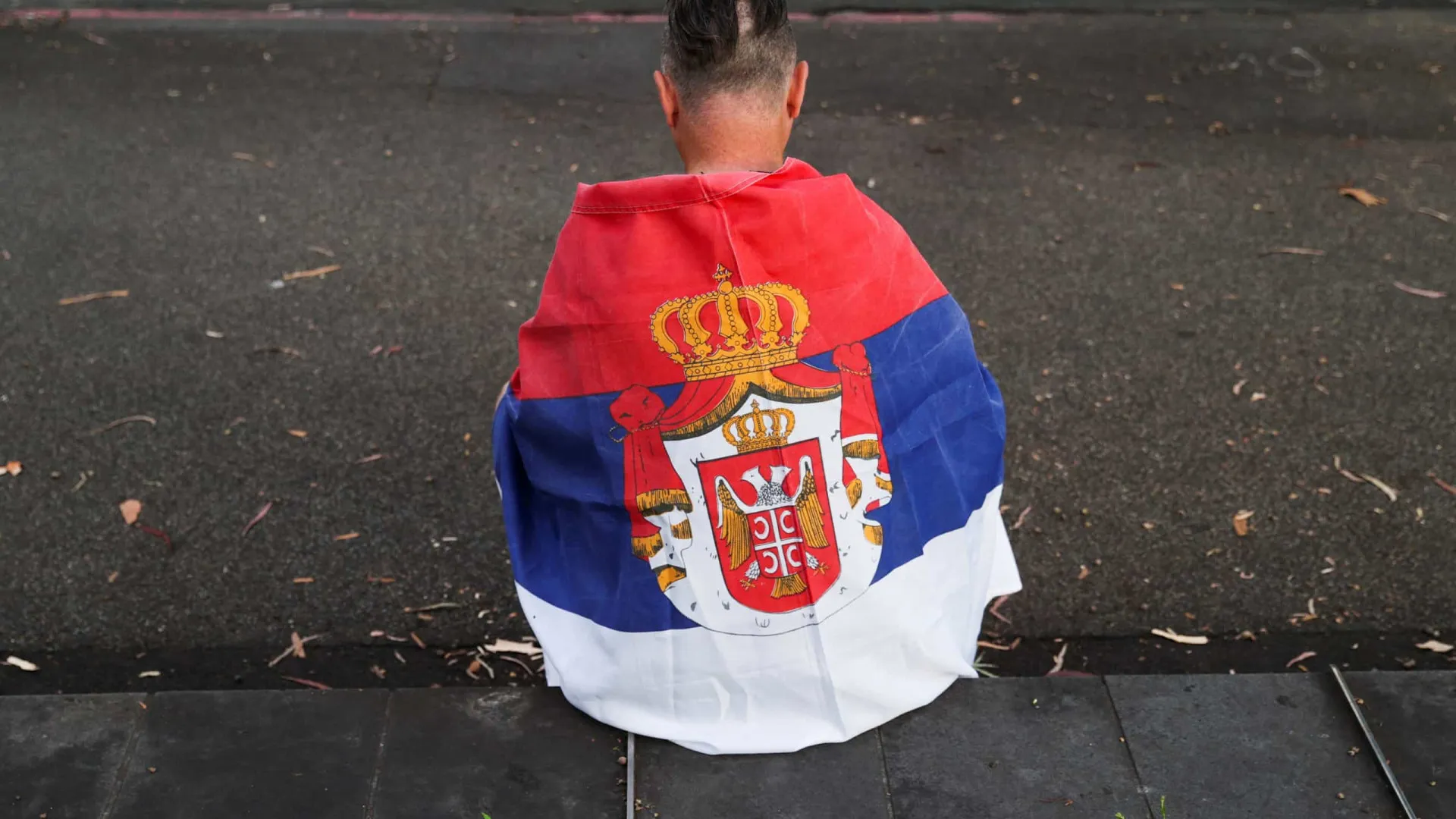 
                    Oposição sérvia acusa Moscovo de interferência no país
                