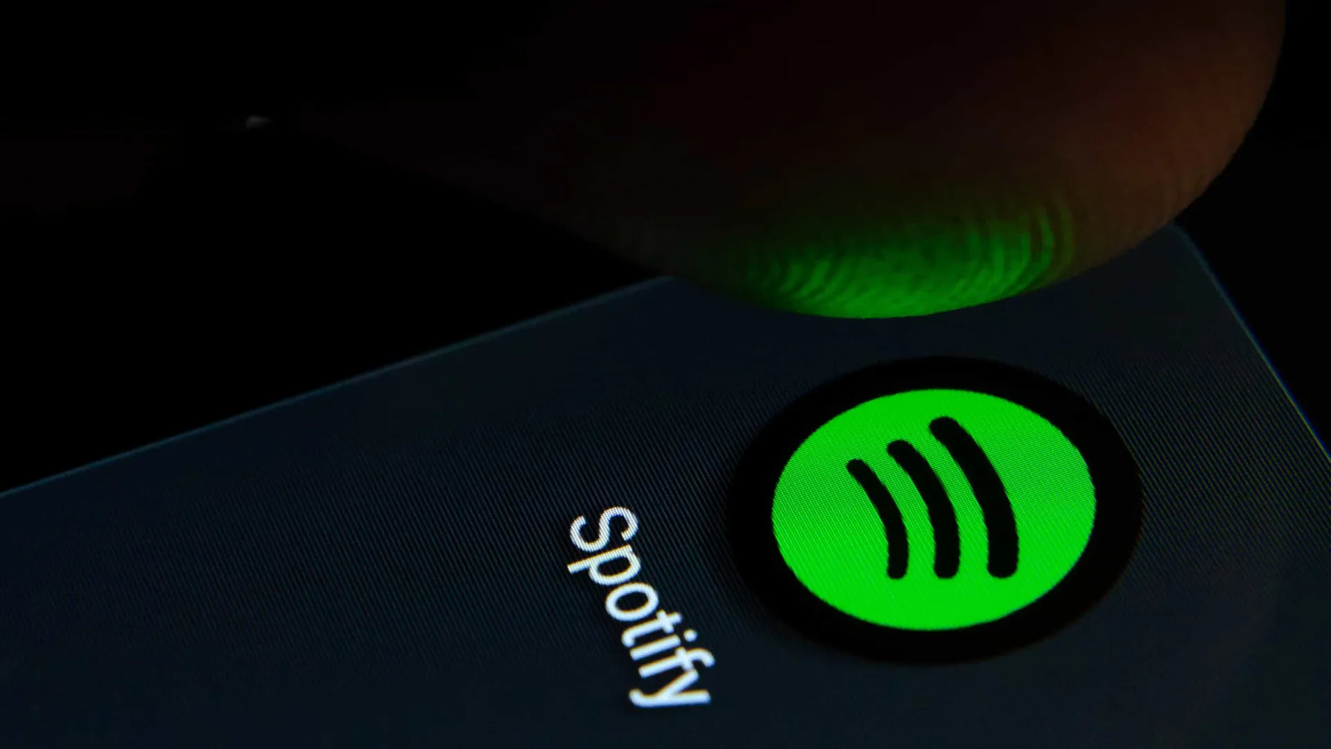 
                    Grupo de ativistas recolheu cerca de de 300TB de dados do Spotify
                