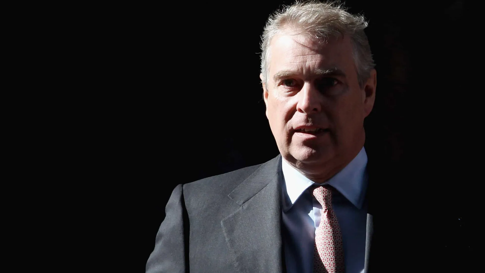 
                    André renunciou a títulos reais, mas não deixou de ser príncipe ou duque
                