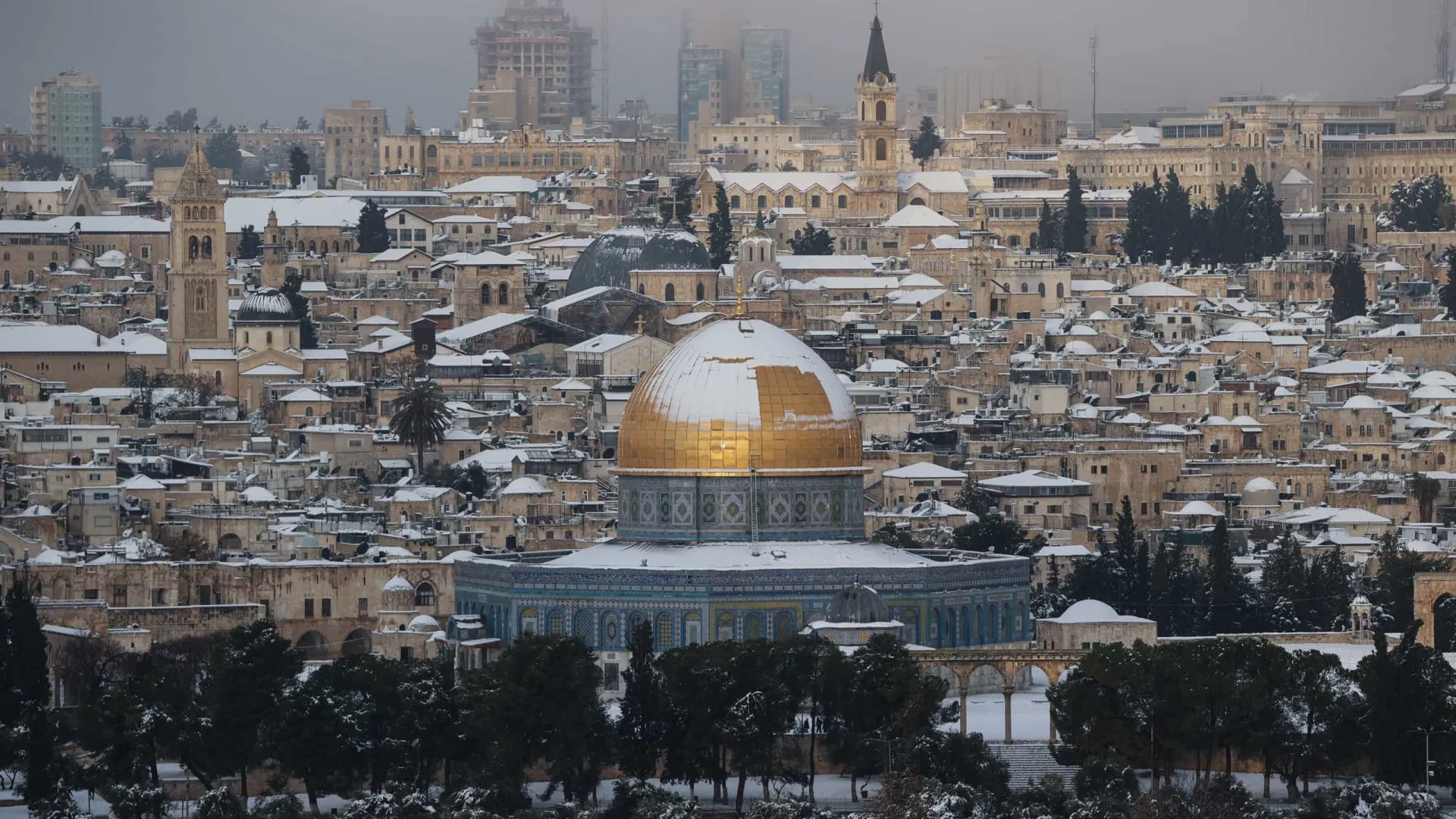 Raro nevão pinta Jerusalém de branco. Eis as imagens