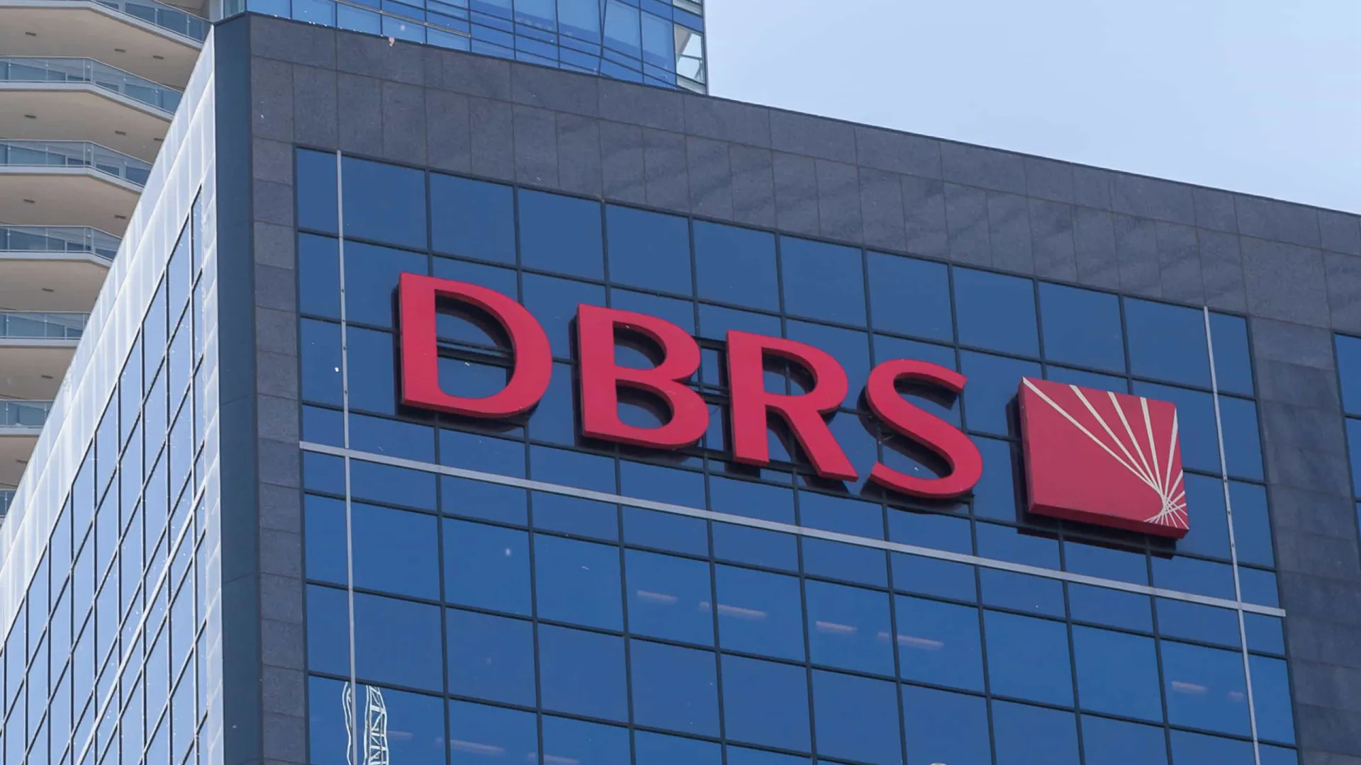 
                    DBRS antecipa redução de requisitos de capital dos bancos portugueses
                