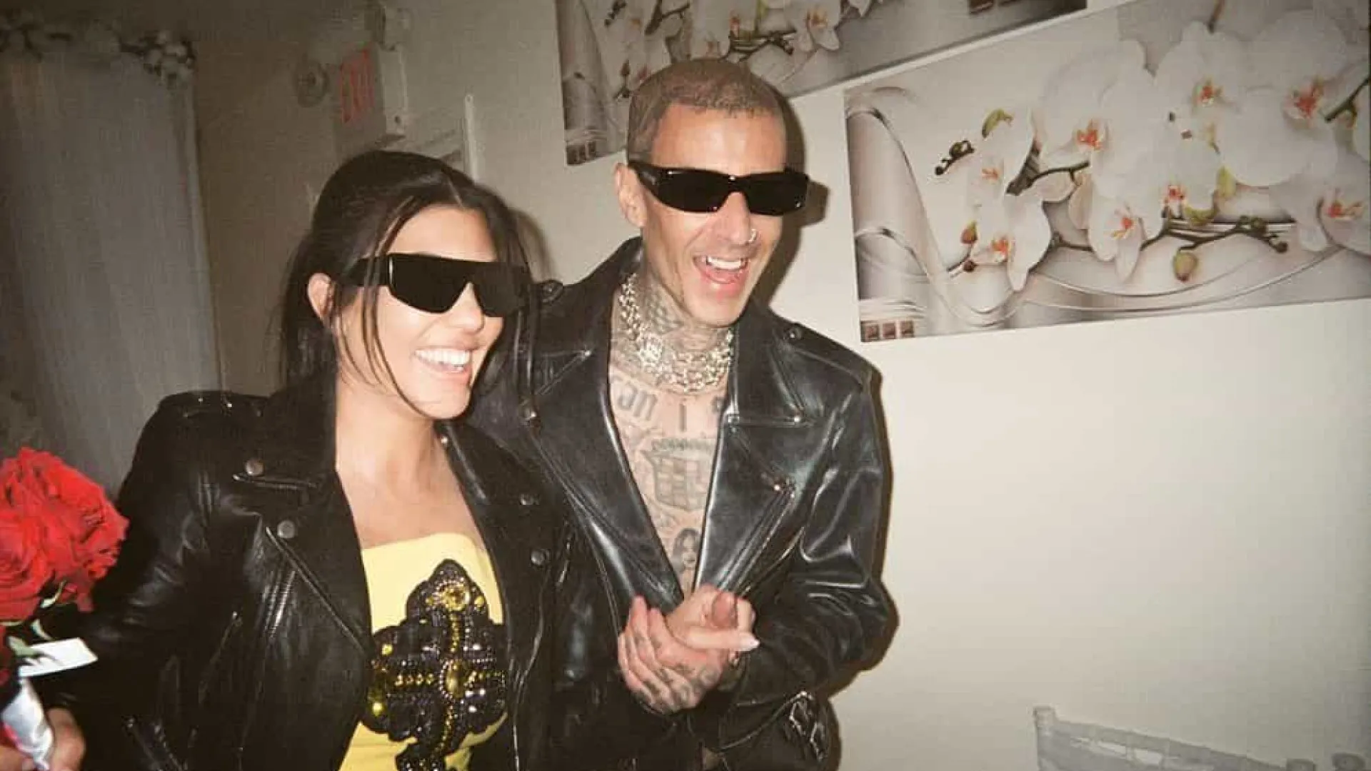Kourtney Kardashian celebra três anos de casamento com Travis Barker