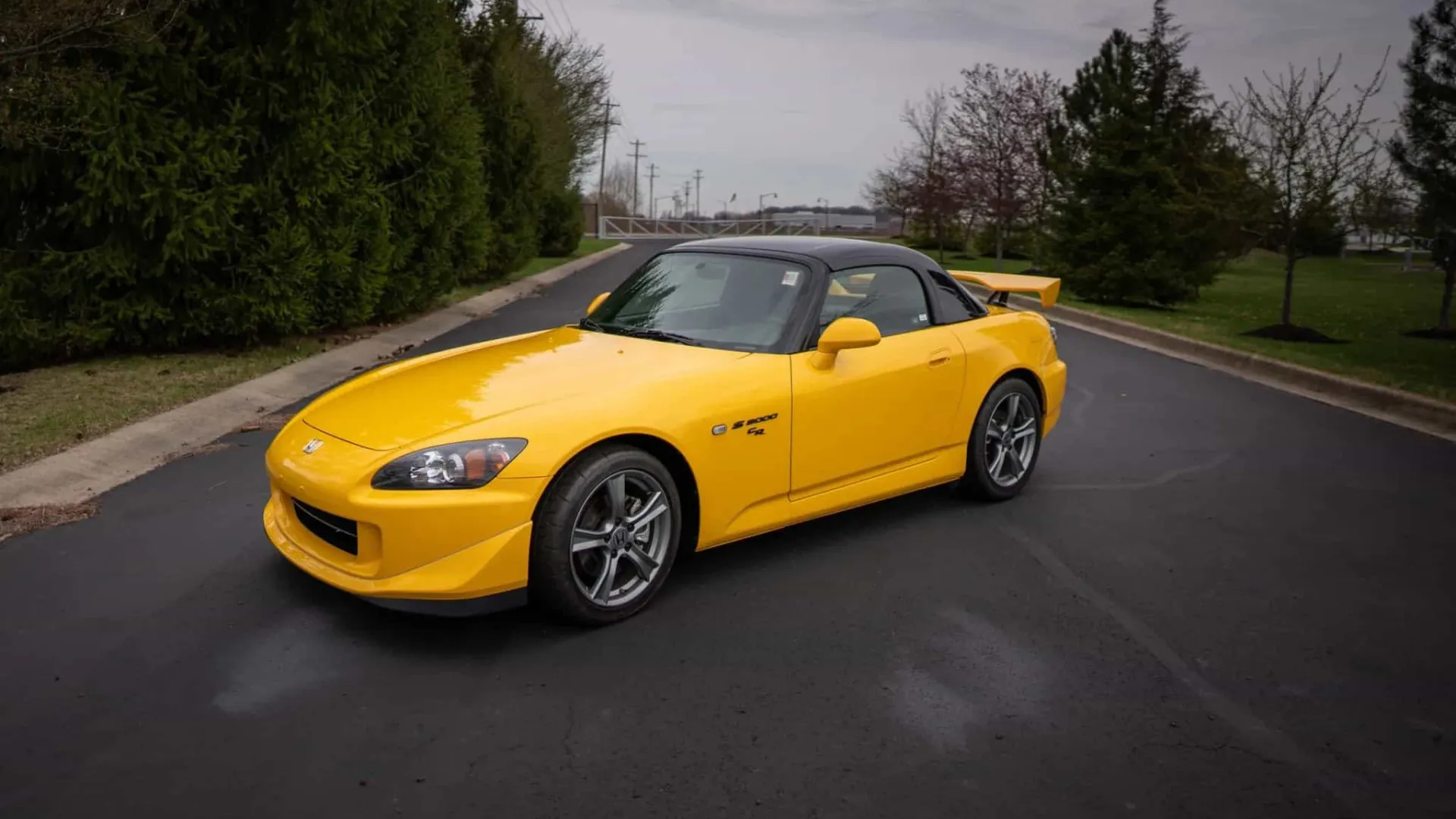 Honda S2000 CR com apenas 198 km está à venda
