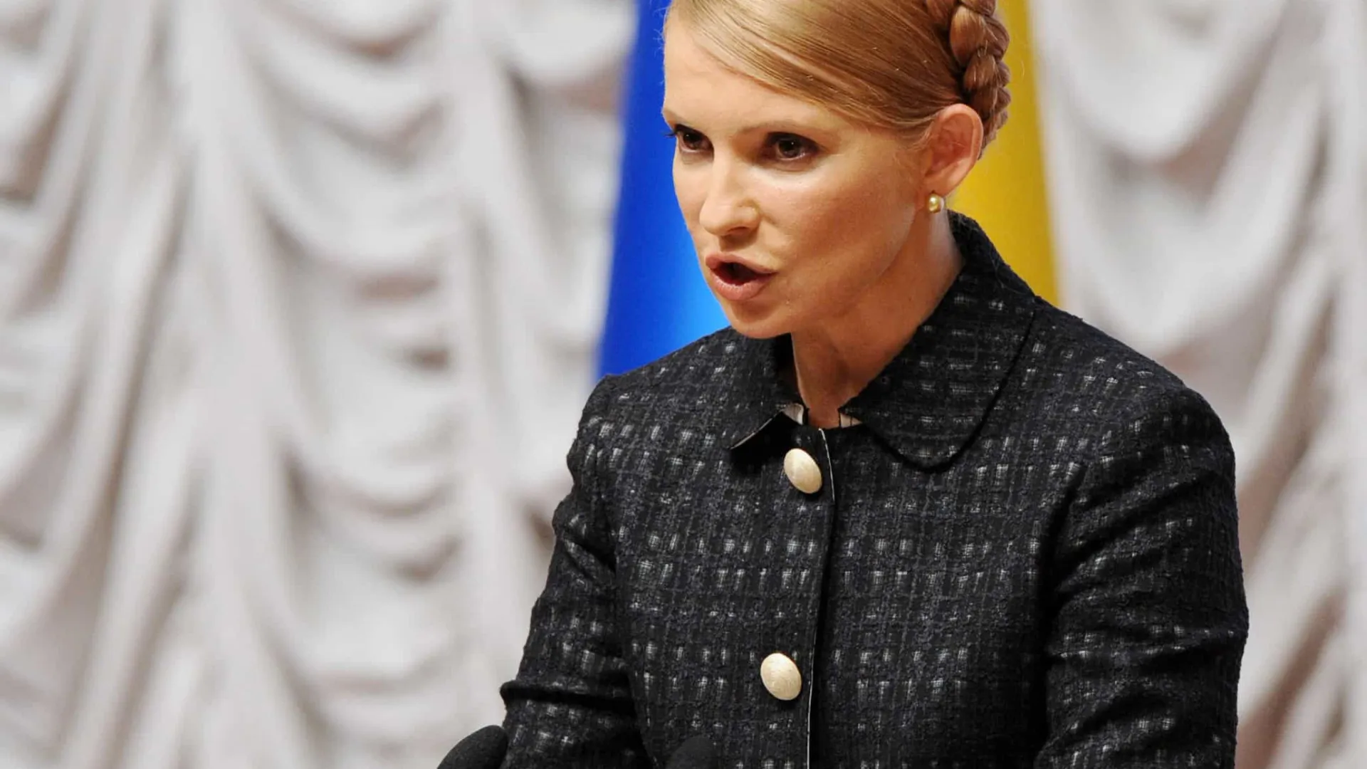 
                    Ucrânia. Autoridades investigam Yulia Tymoshenk por compra de votos
                