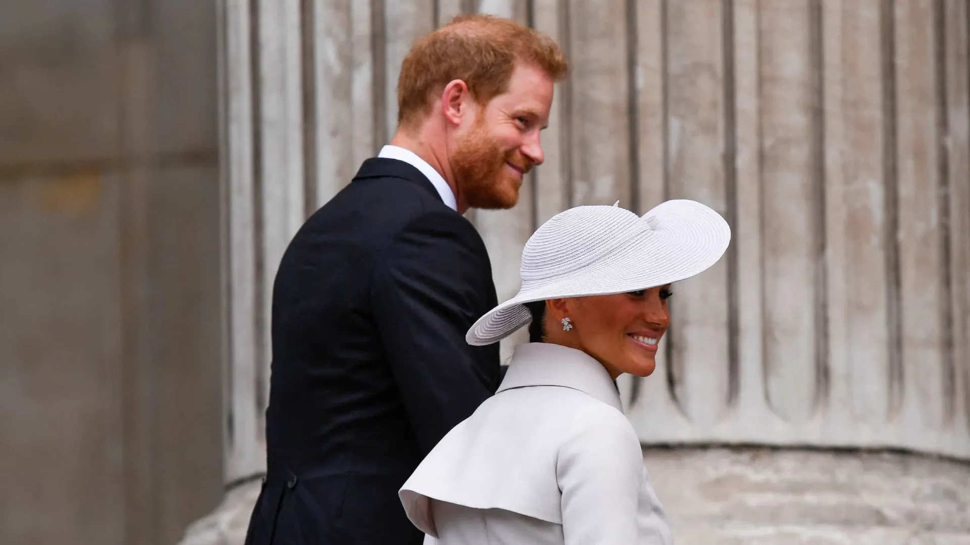 As imagens da aguardada aparição: Meghan e Harry na Catedral de São Paulo