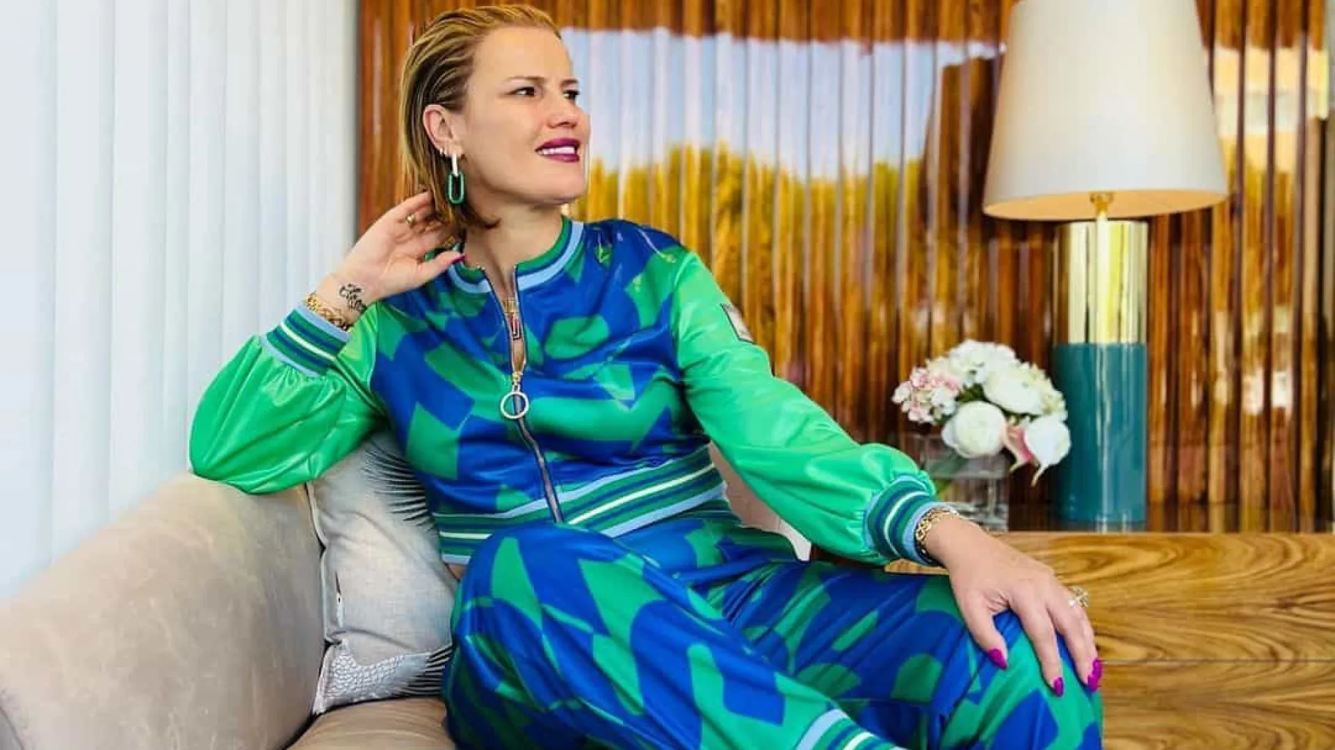 
                    Elma Aveiro reage a críticas a Cristiano Ronaldo após ida à Casa Branca
                