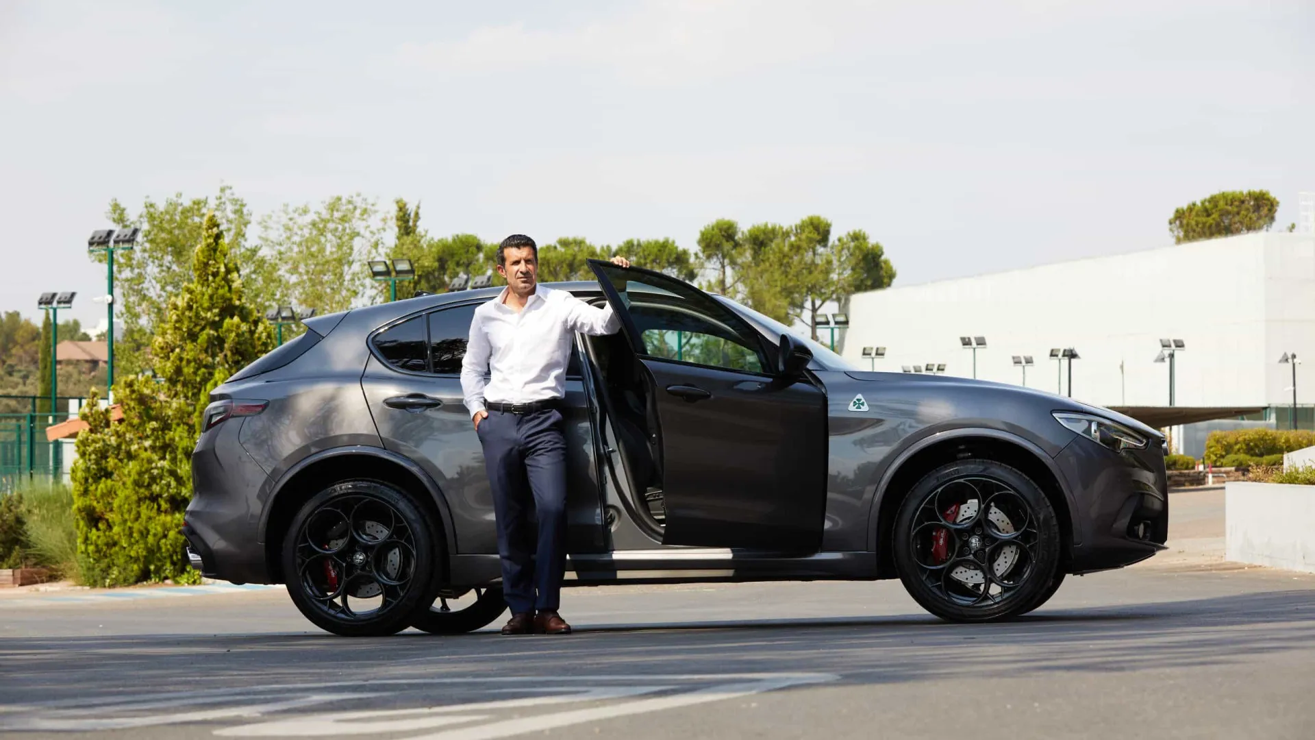 O novo SUV de Luís Figo é um Alfa Romeo