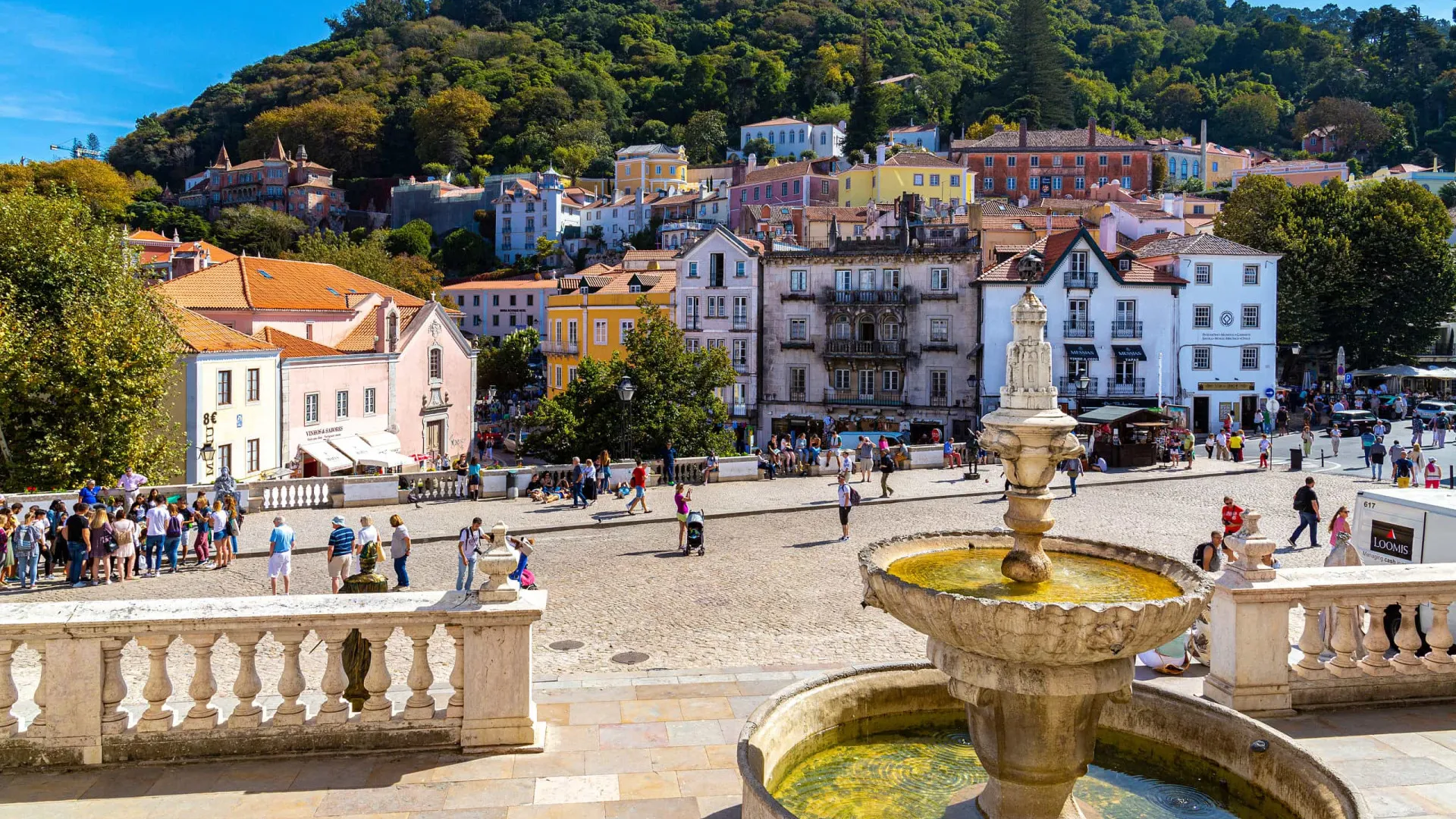 
                    Sintra condiciona acessos ao centro histórico a partir de quinta-feira
                