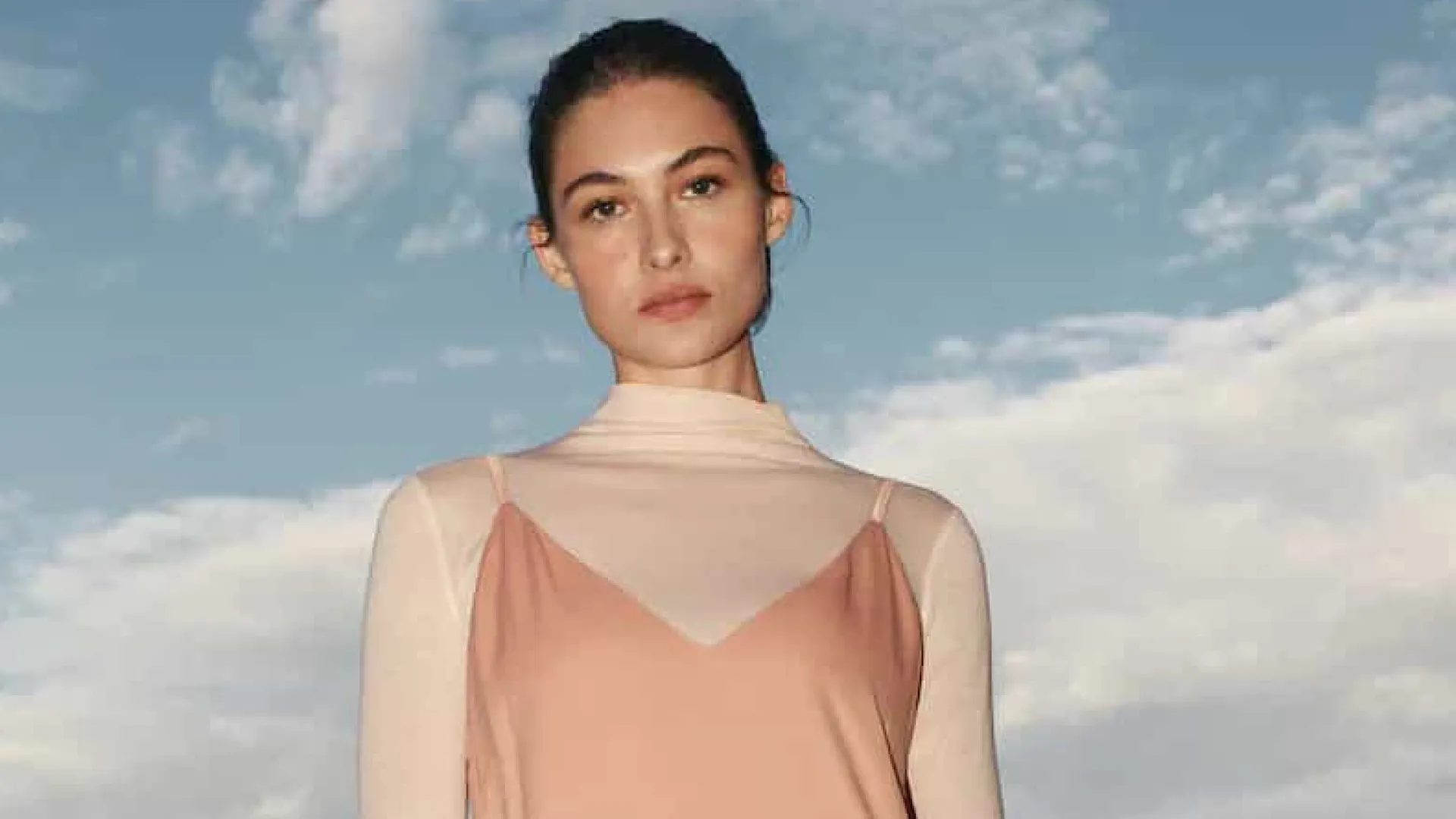 Uma das peças mais populares da Mango Outlet está com 47% de desconto