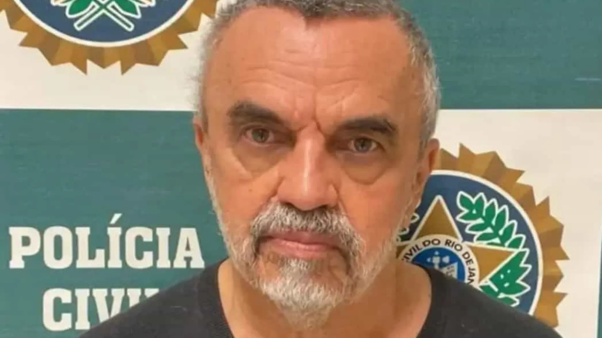 
                    Ator brasileiro José Dumont preso por violação de menino de 11 anos
                