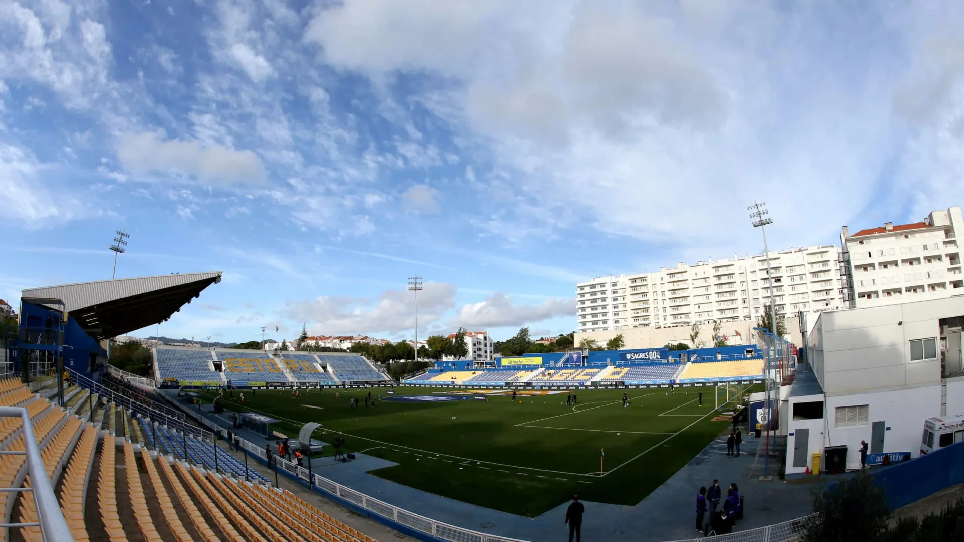 
                    Estoril manifesta 