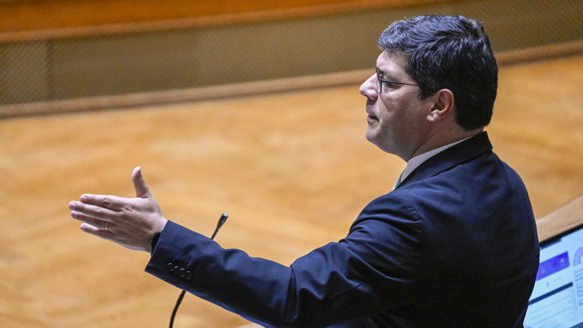 Eurico Brilhante Dias eleito líder parlamentar do PS com 92,5% dos votos