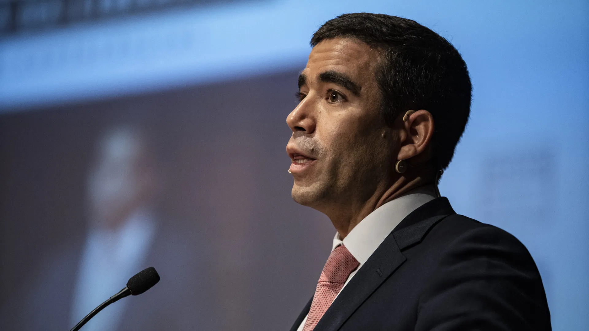 
                    Governo prevê formação sobre inteligência artificial para jornalistas
                