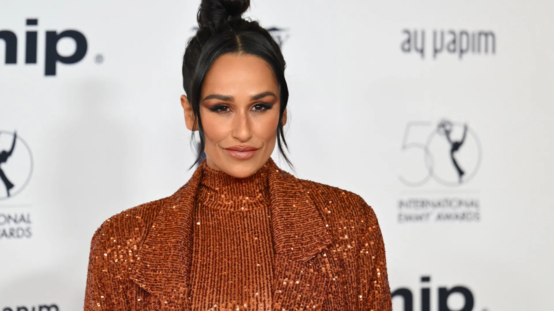 Rita Pereira com conjunto brilhante nos International Emmy Awards