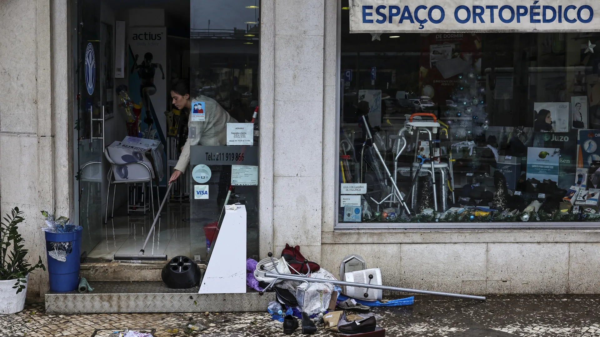 
                    Resolver cheias em Algés pode custar 63 milhões. Estudo entregue hoje
                