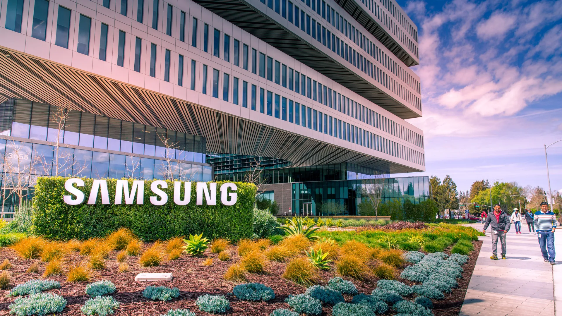 
                    O próximo (e inovador) telemóvel da Samsung pode chegar a mais mercados
                