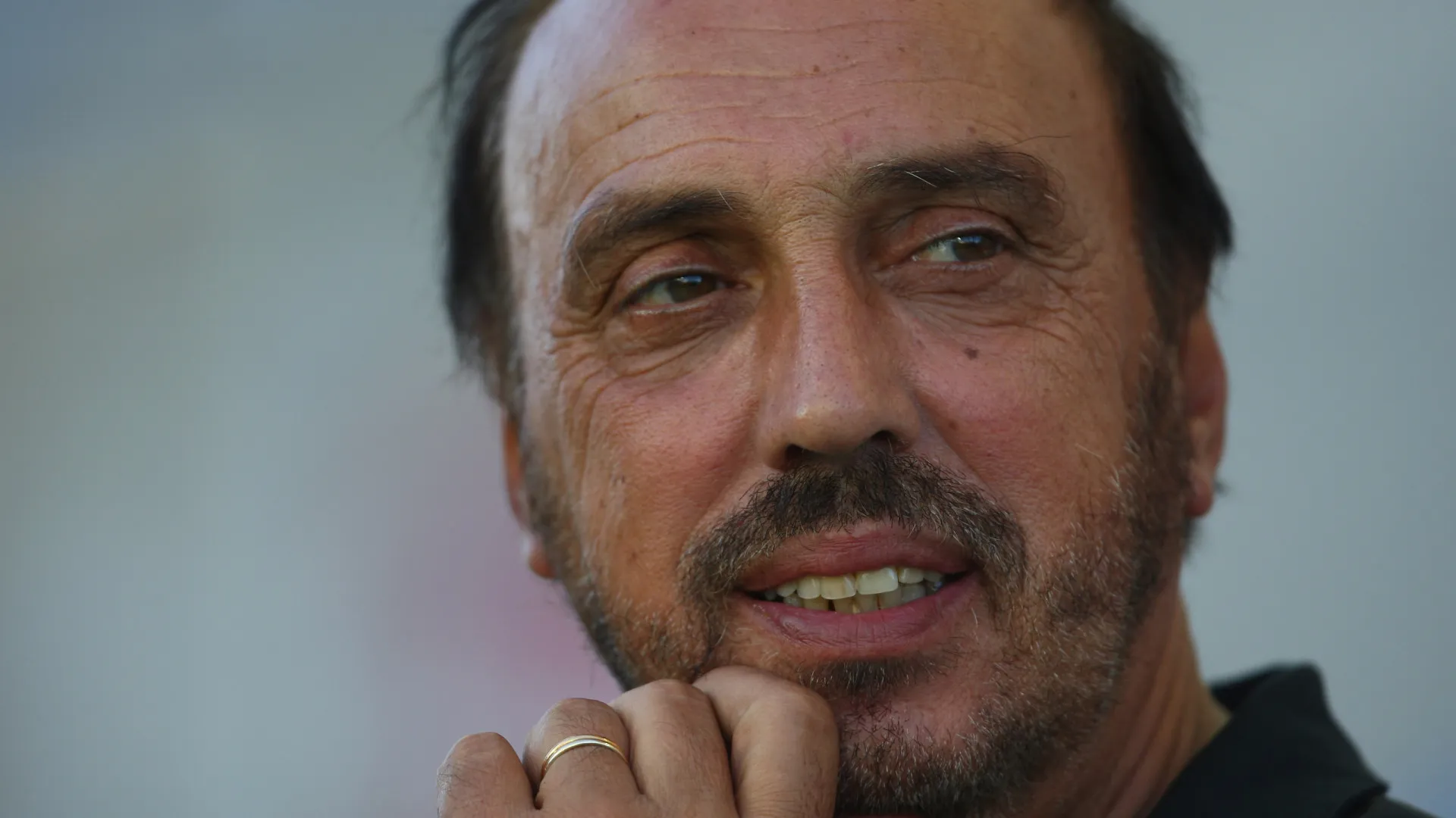 
                    Vida do treinador Manuel Cajuda é retratada em novo livro
                