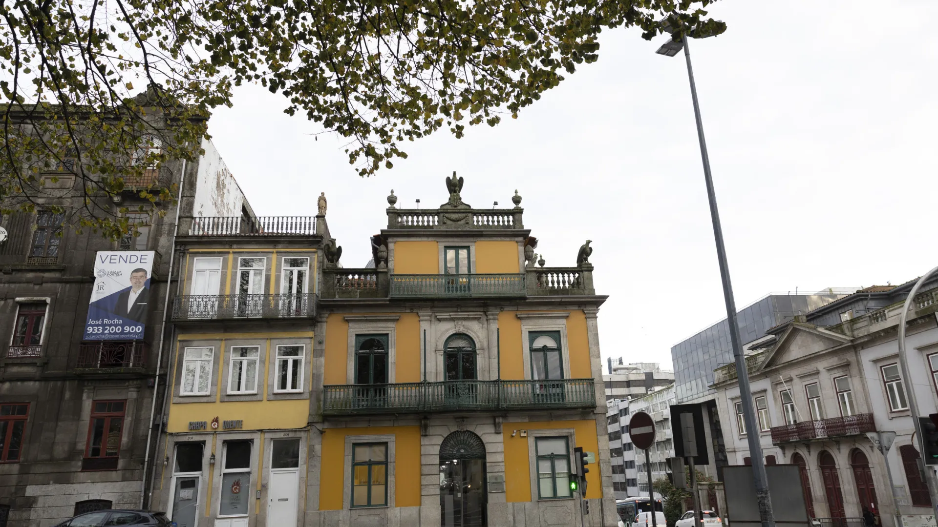 
                    Mau tempo. Ordem dos Advogados quer Plano Nacional de Emergência Jurídica
                