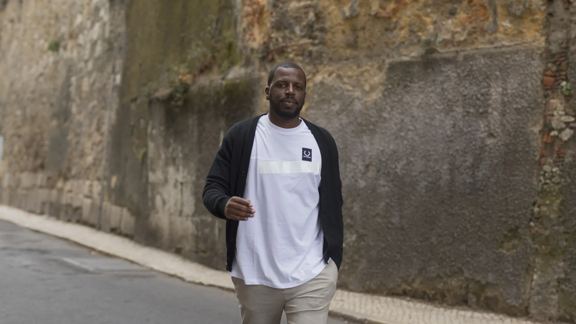 
                    'Adilson', a primeira ópera de Dino D'Santiago estreia-se hoje em Lisboa
                