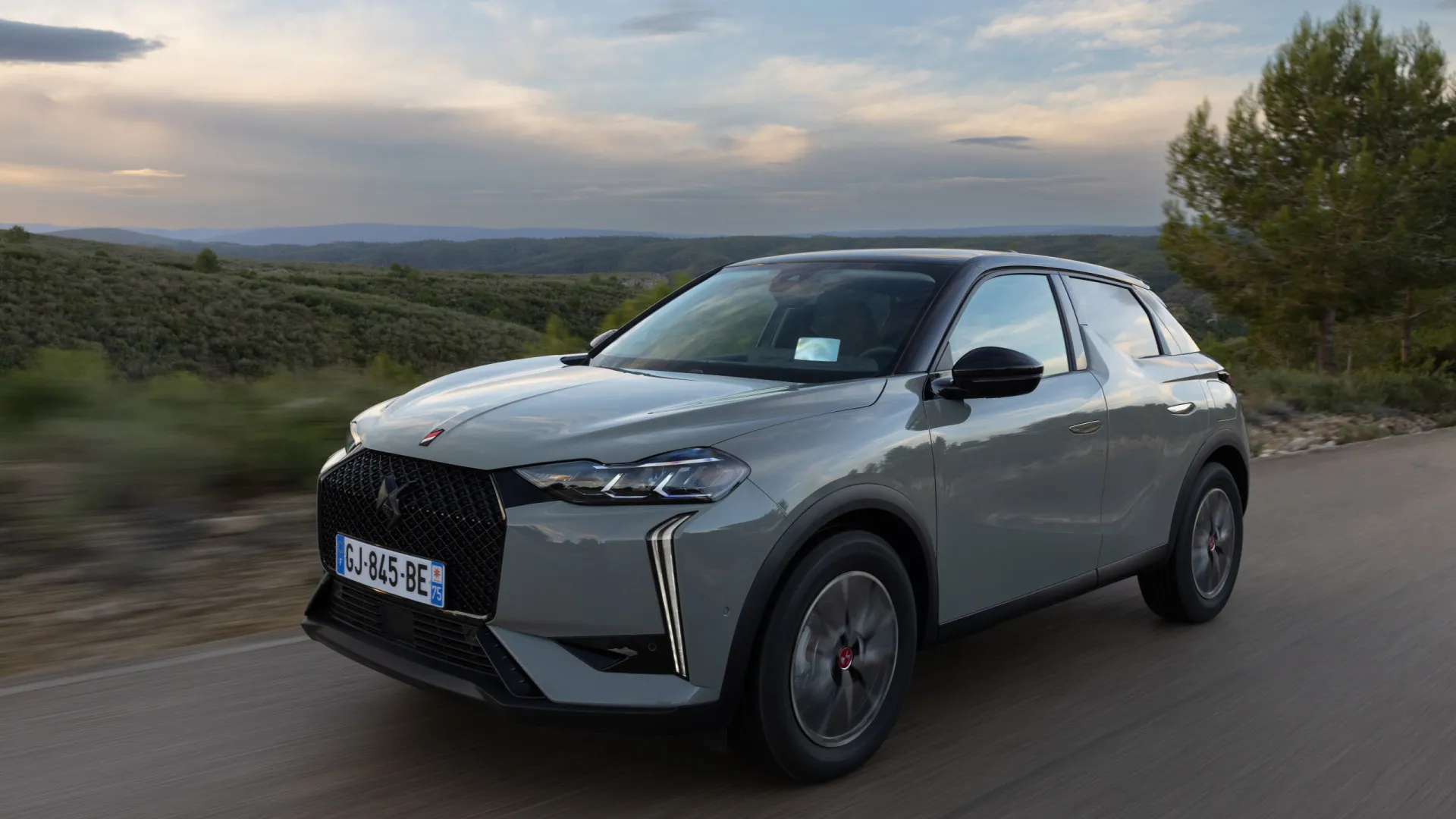 Novo DS 3 chega a Portugal e há uma versão elétrica. Todos os preços