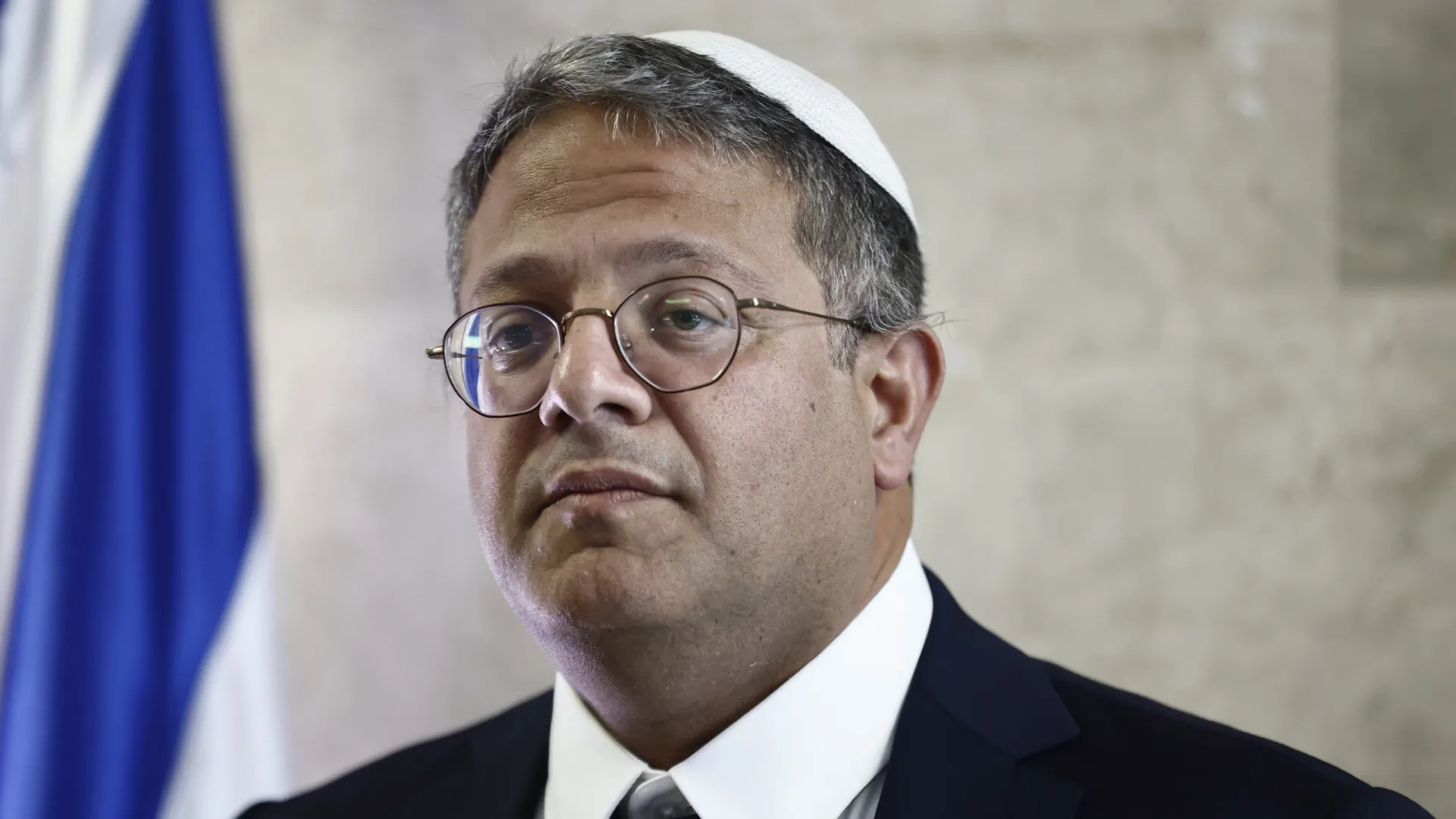 
                    Ministro israelita defende prisão do líder da Autoridade Palestiniana
                