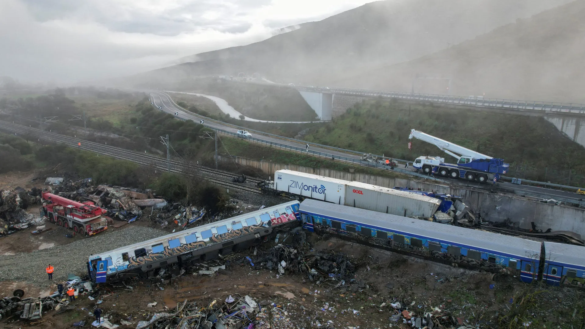 
                    Julgamento do desastre ferroviário de 2023 na Grécia inicia-se em março
                