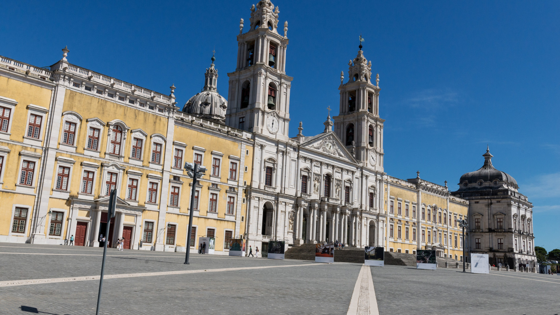 Obras. Biblioteca do Palácio Nacional de Mafra encerrada até final do ano