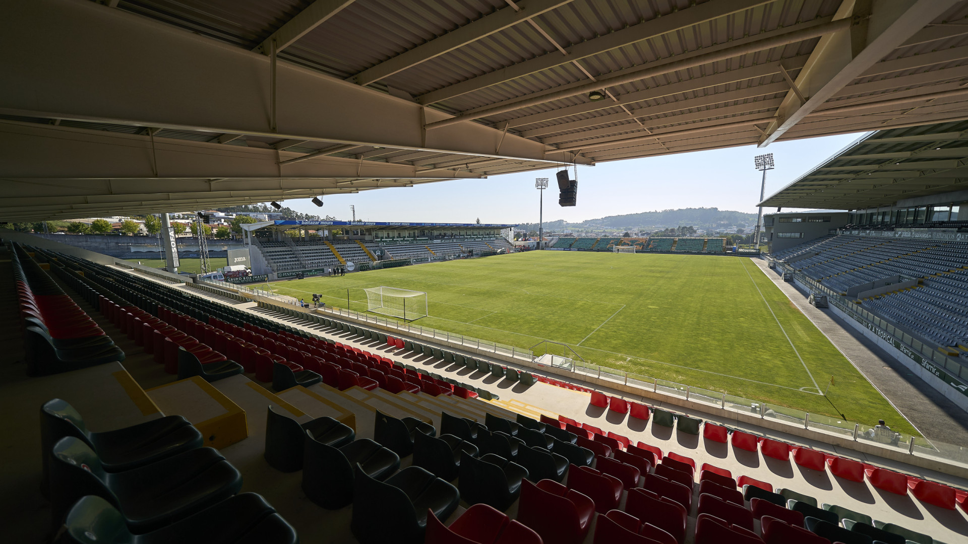 EM DIRETO: Já há onzes para o Rio Ave-Estrela a horas do Sporting-Gil