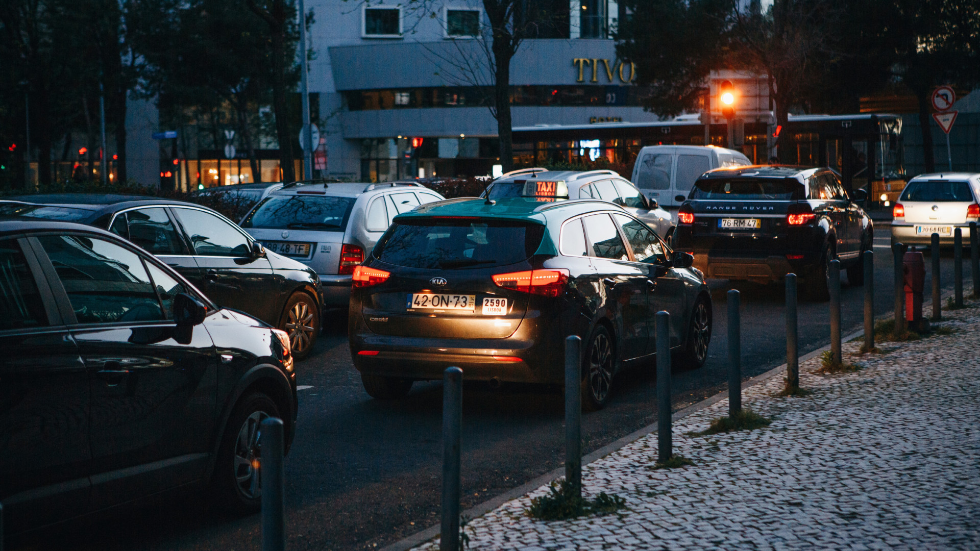 Compram-se mais de 600 carros por dia em Portugal