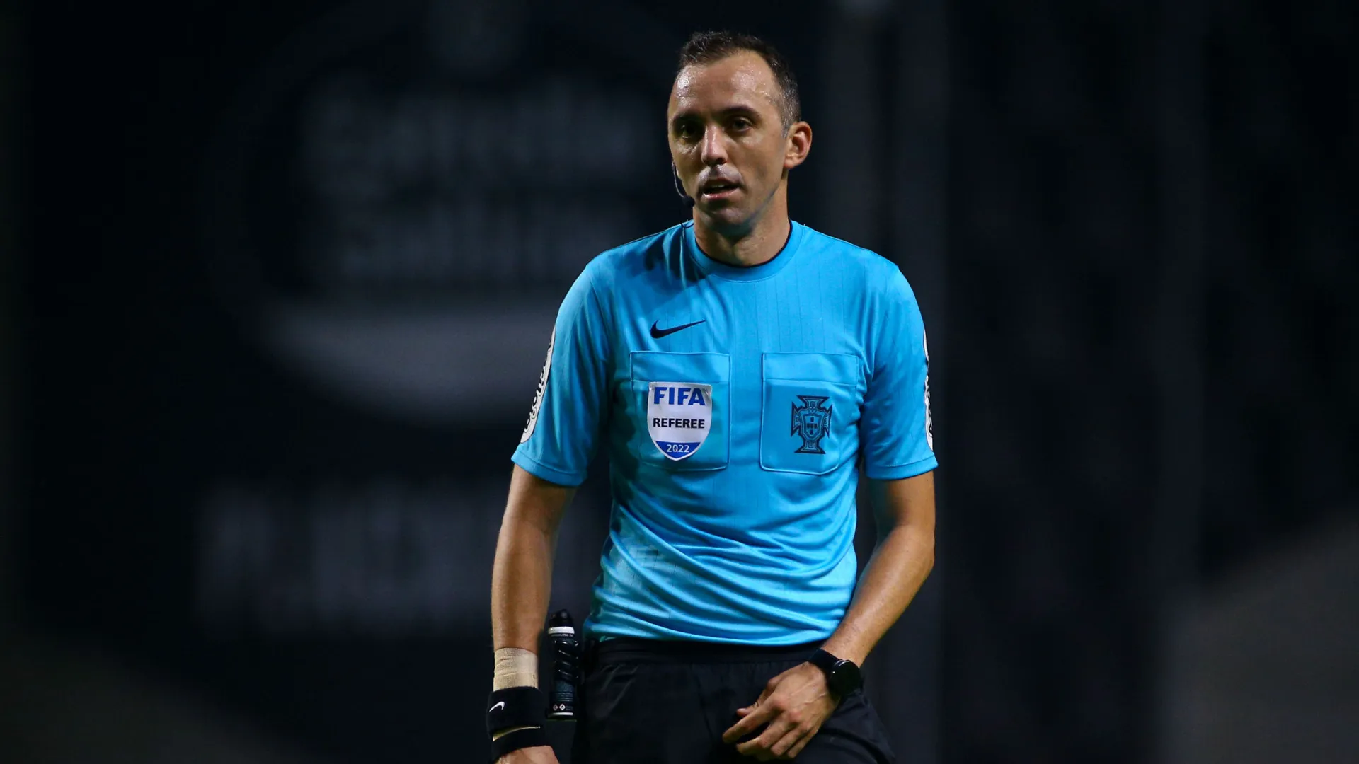 
                    João Pinheiro e Catarina Campos em formação de árbitros de elite
                