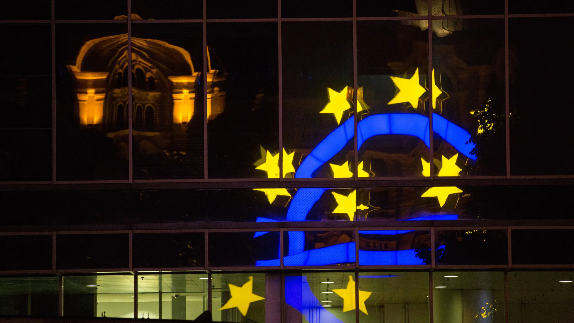 
                    Bruxelas aprova pedido de Portugal para reprogramar fundos do PT2030
                