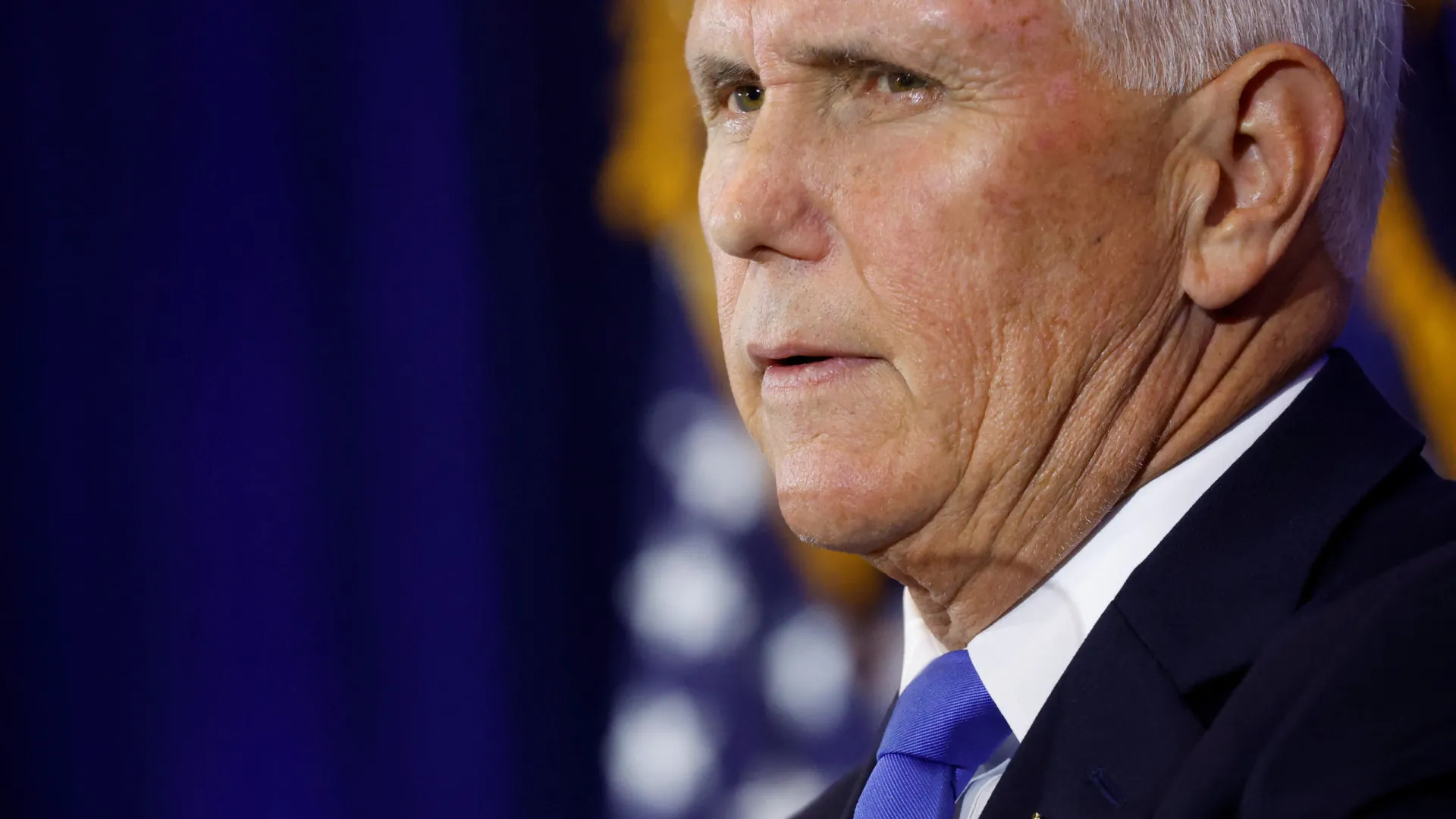 Pence diz que ataques no Irão visam "acabar com guerra de décadas"