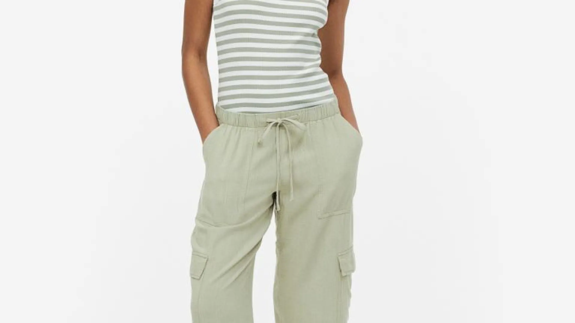 Esqueça os 'jeans' e aposte numas calças mais frescas (como estas)
