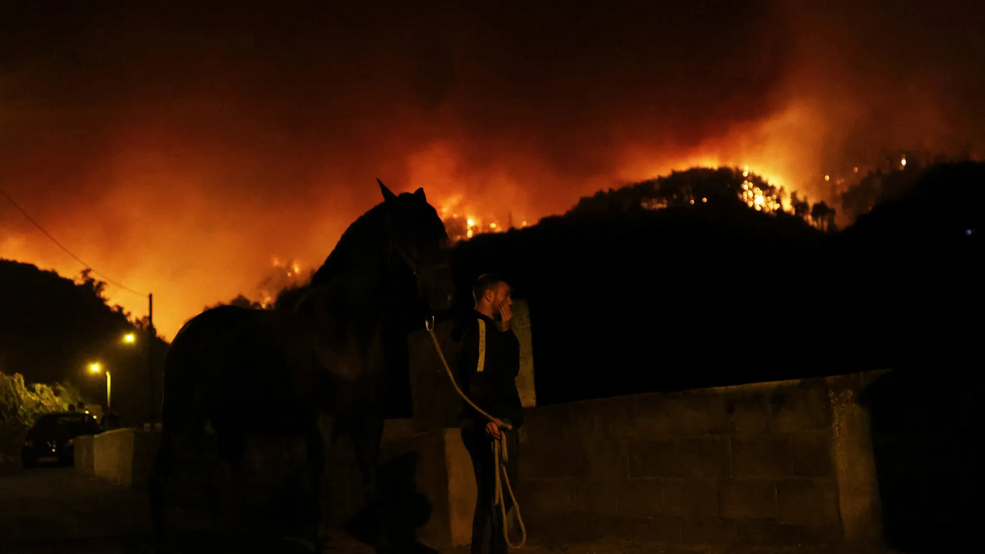 Incêndio em Tenerife obrigou à retirada de mais de 26 mil pessoas