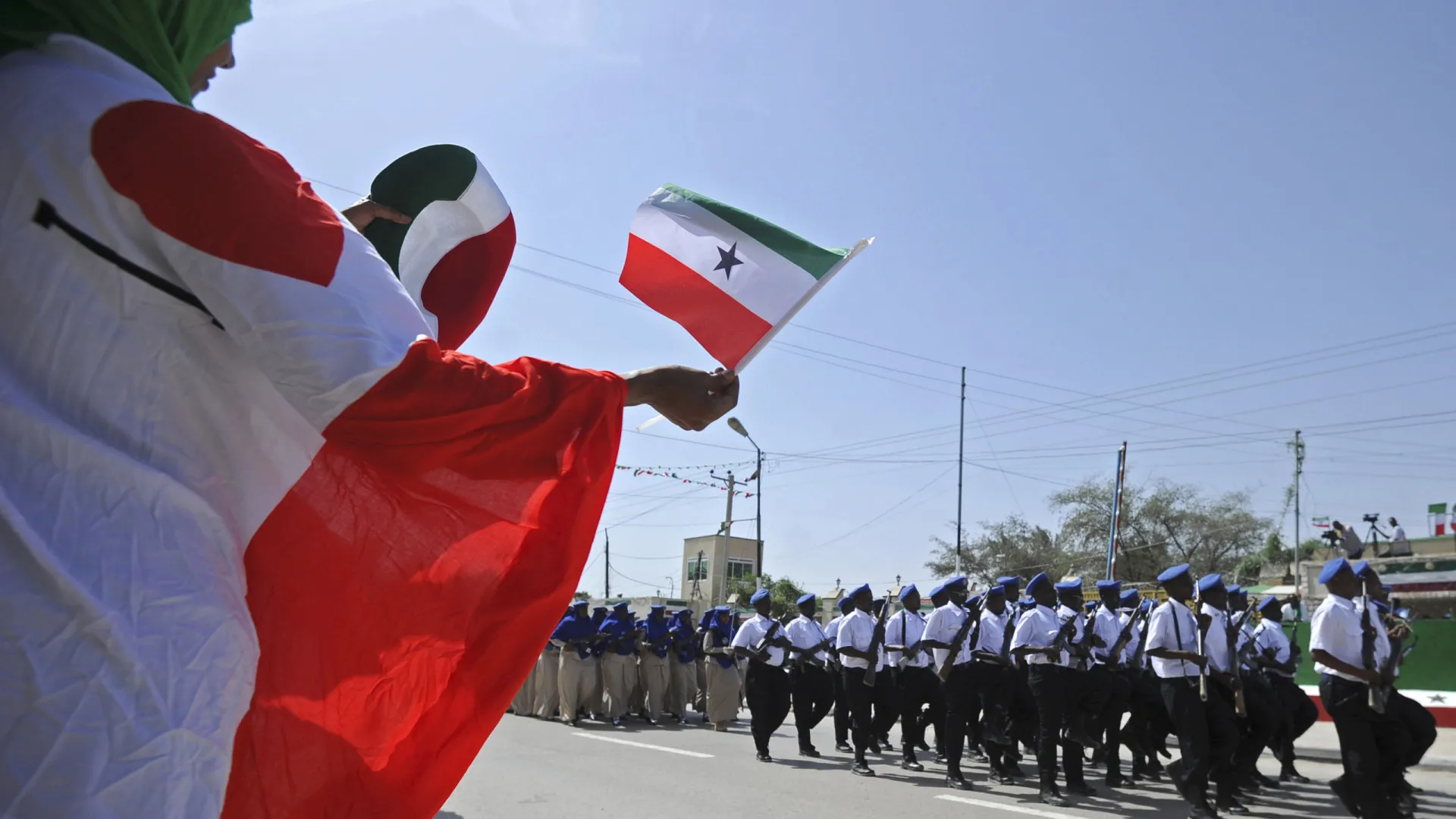 
                    UA pede a Israel que revogue reconhecimento da Somalilândia
                