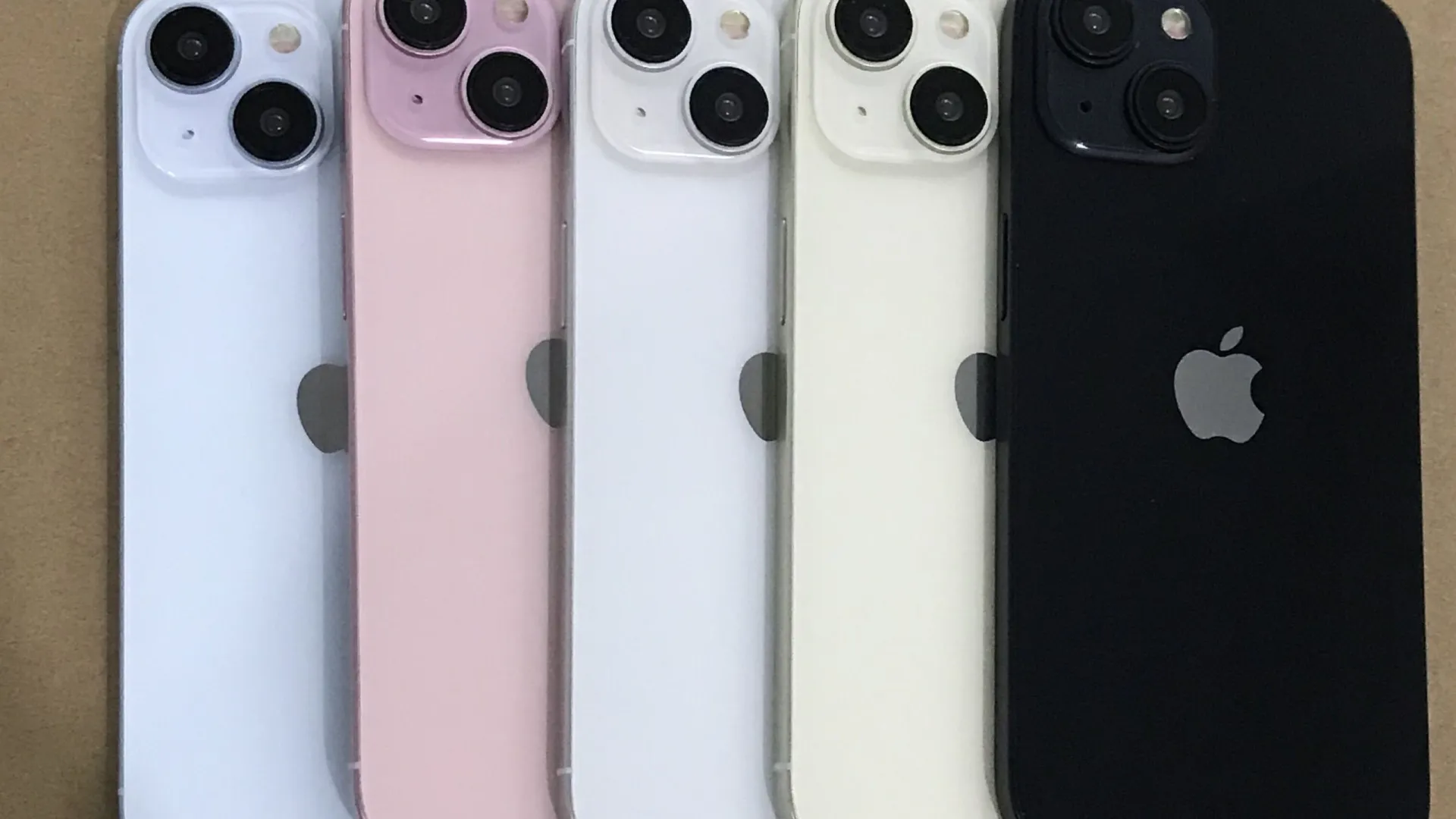 iPhone 15. Há novas fotografias do telemóvel em diferentes cores
