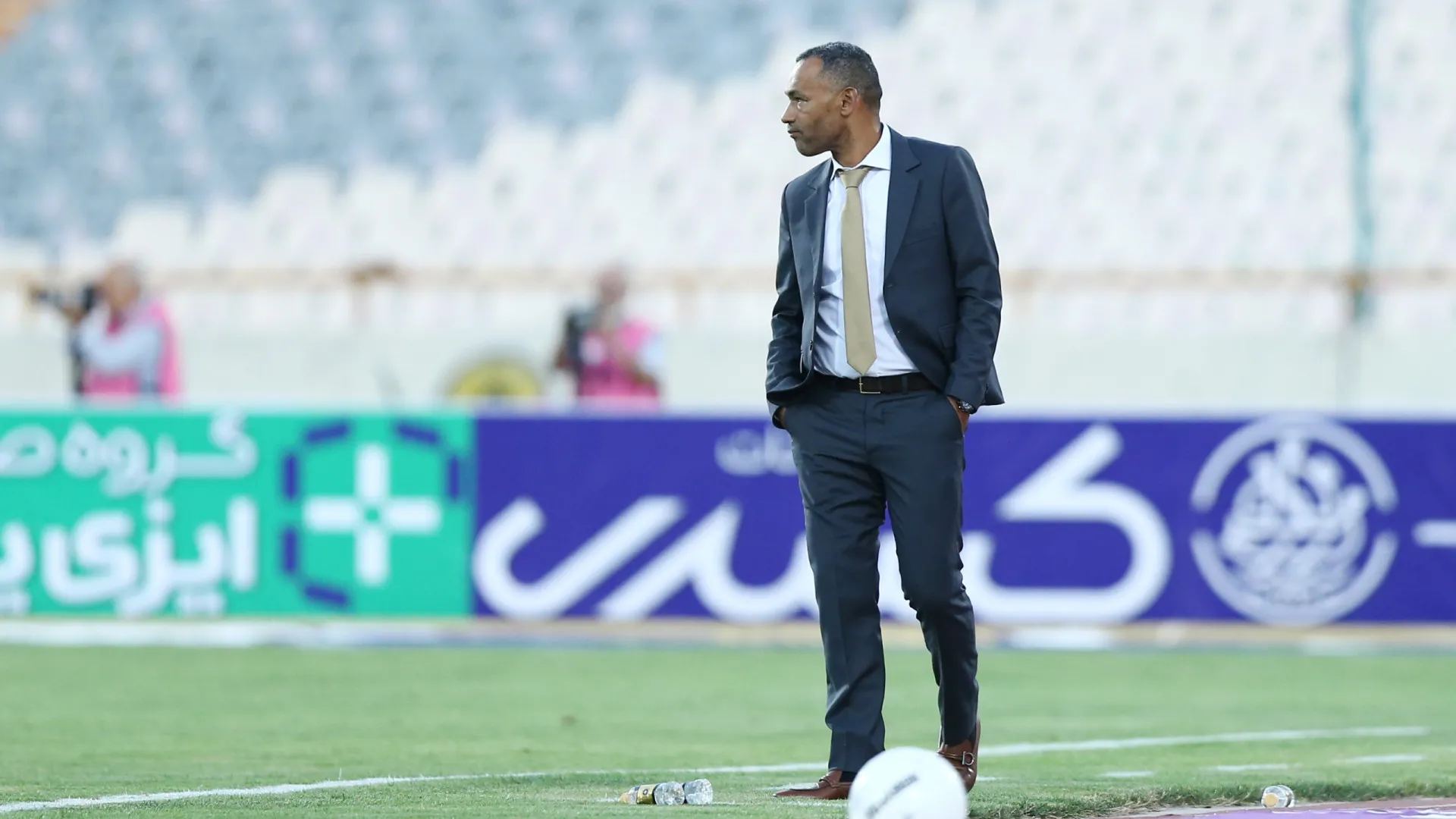 
                    Festa portuguesa nos Emirados. José Morais conquista Supertaça
                