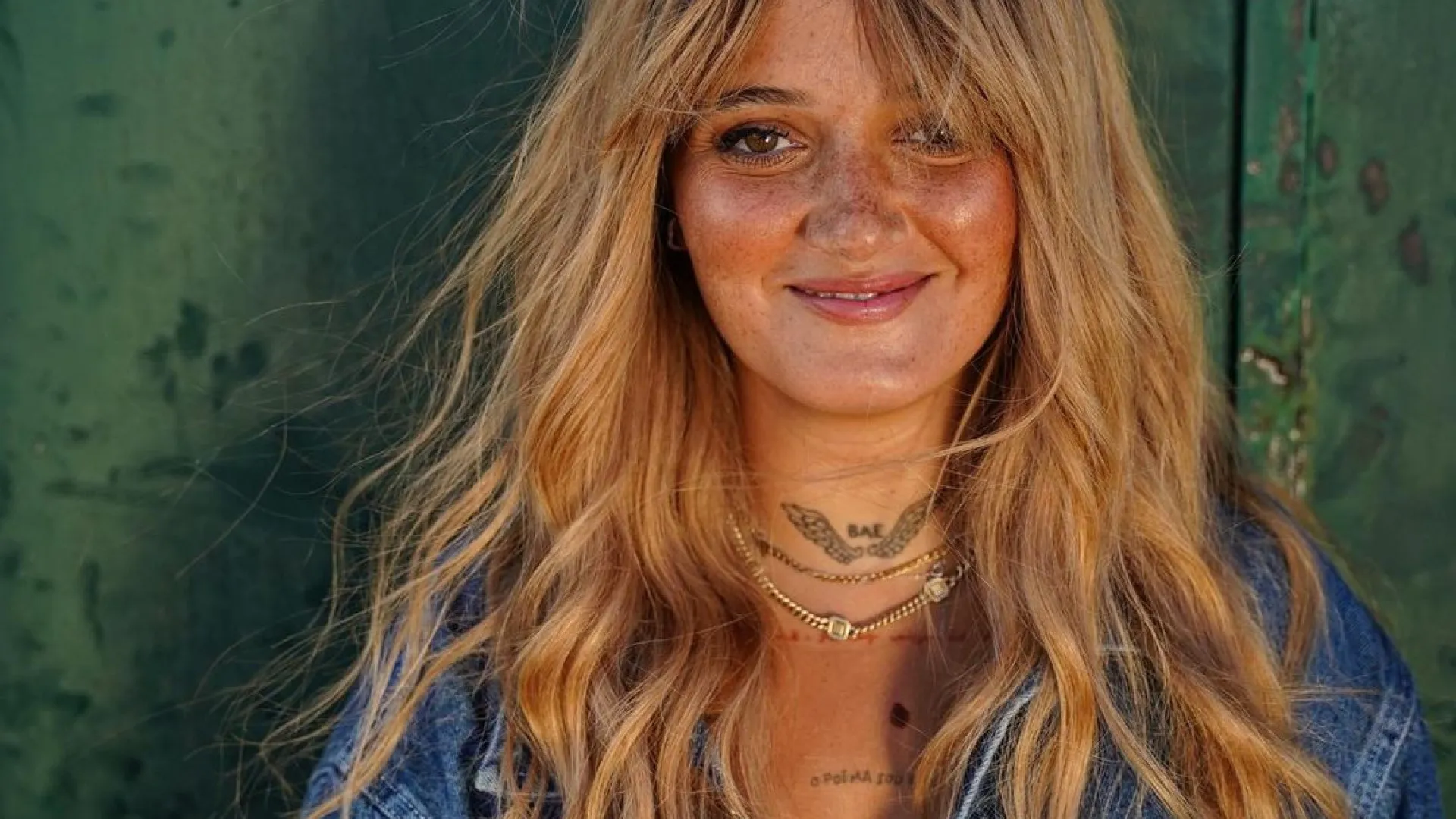 
                    Exclusivo com Carolina Deslandes: 