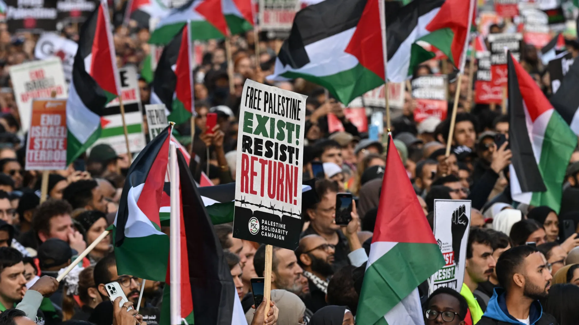 Milhares manifestaram-se em Londres em solidariedade com a Palestina