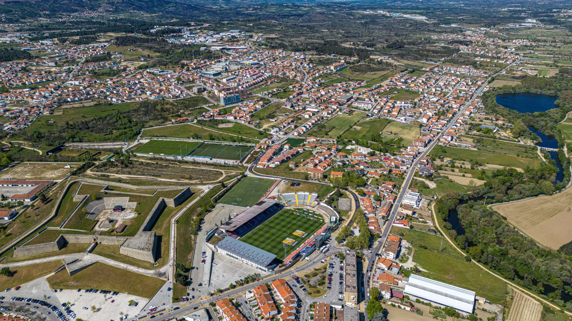 
                    EM DIRETO: Chaves recebe Benfica na 3.ª eliminatória da Taça de Portugal
                