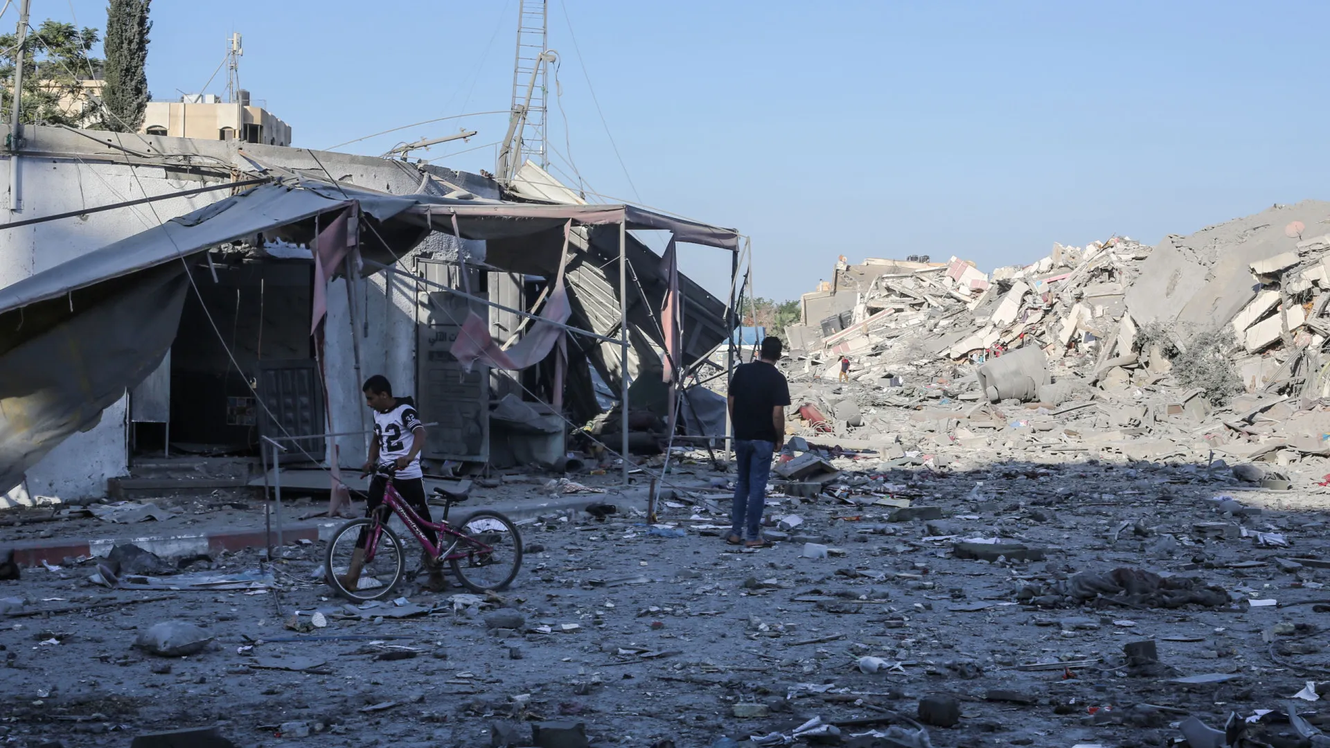 
                    Decisão de retomar ataques na Cidade de Gaza 