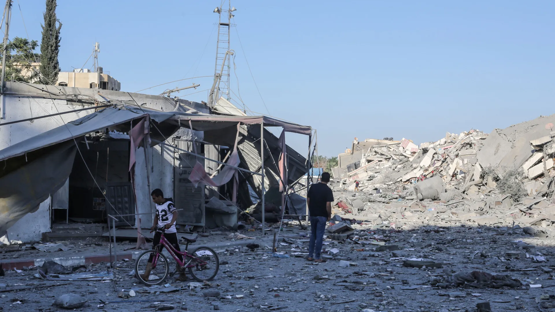 
                    Decisão de retomar ataques na Cidade de Gaza 