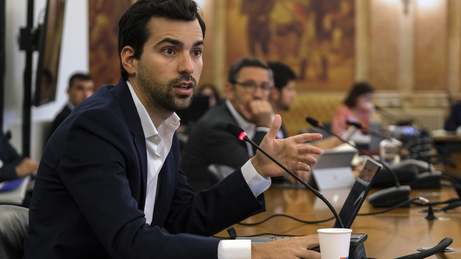 Liderança da IL? 