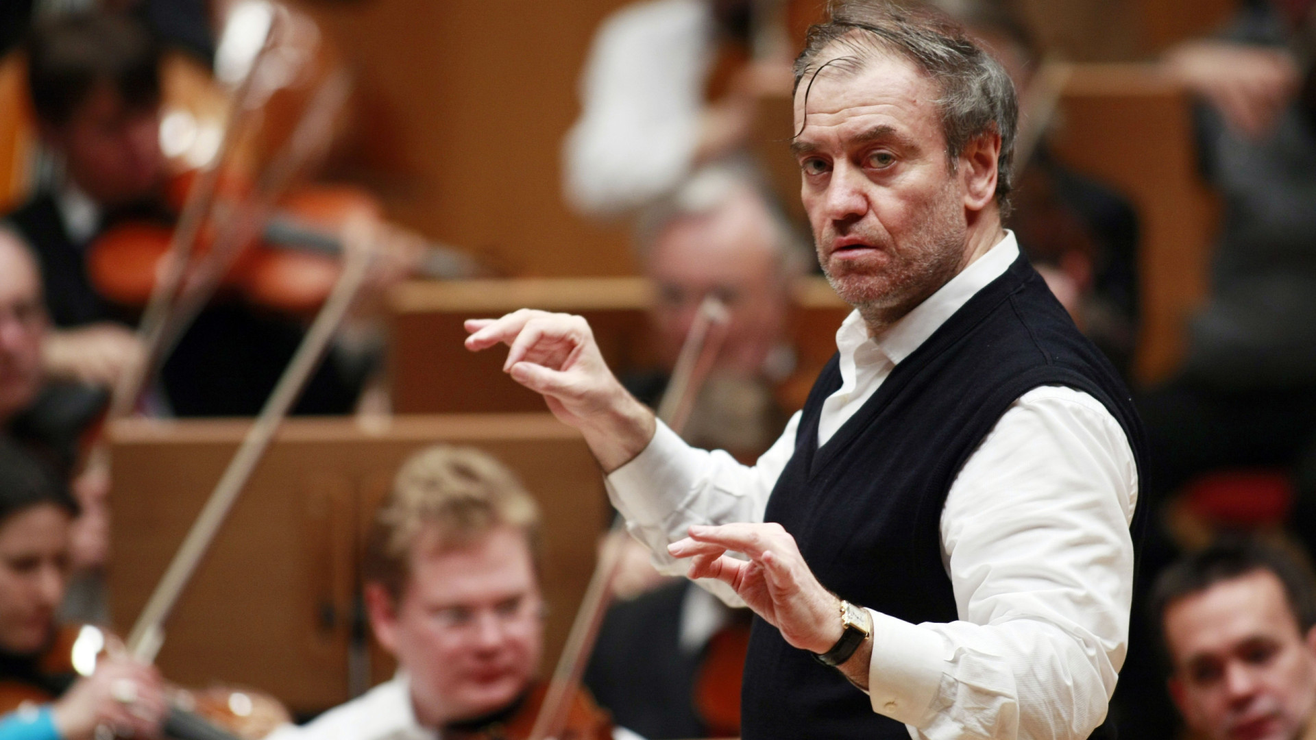 Več kot 700 oseb zahtevalo odpoved koncerta ruskega dirigenta Valerija Gergijeva v Italiji