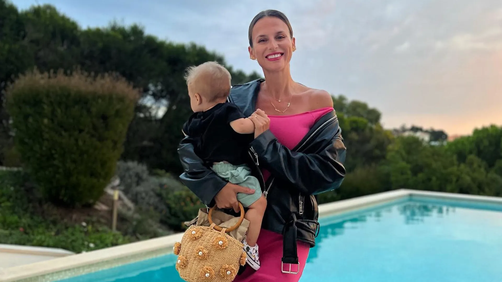 Núria Madruga recorda dia em que os filhos conheceram o irmão mais novo