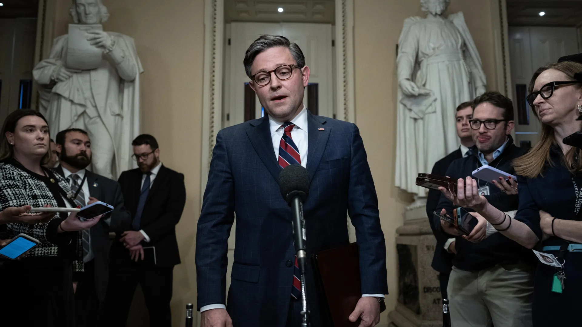 
                    Terceiro mandato de Trump? 