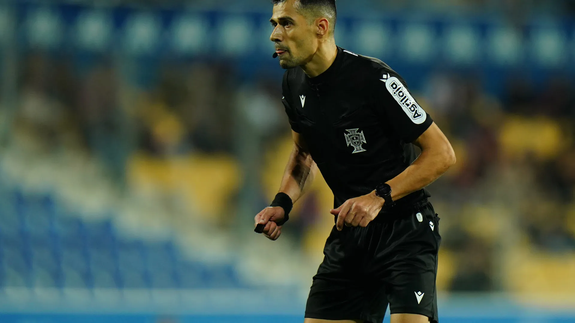 Já são conhecidos os árbitros para os jogos da jornada 26 da I e II Liga