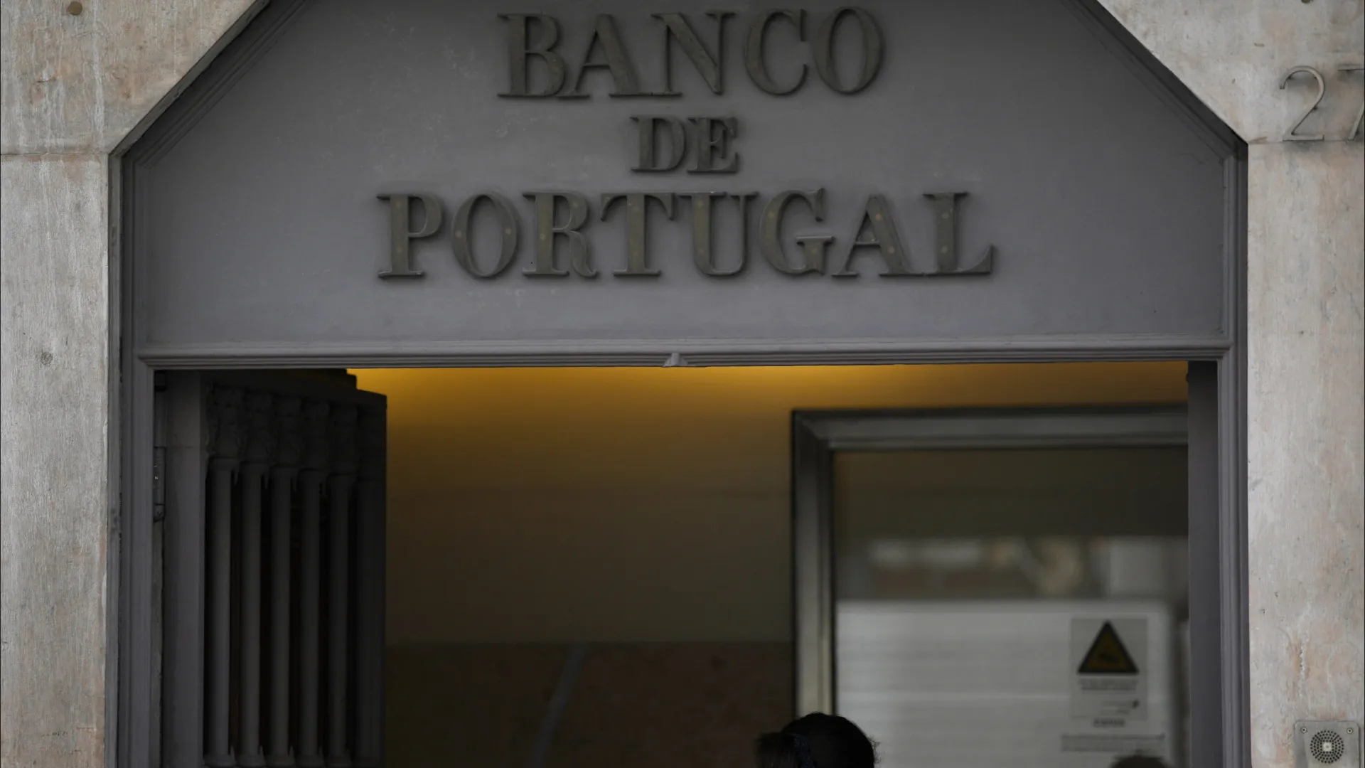 
                    BdP define requisitos de reserva de fundos dos bancos para 2026
                